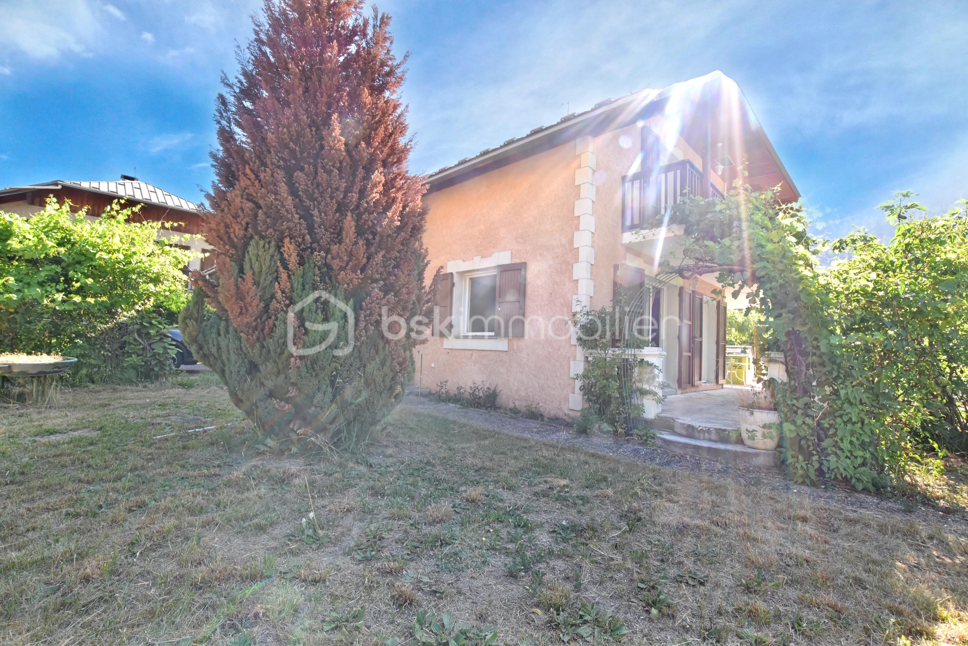 Maison traditionnelle de 155 m² - efba904b-6d88-4c42-9eae-c1d3b9986b68.jpg