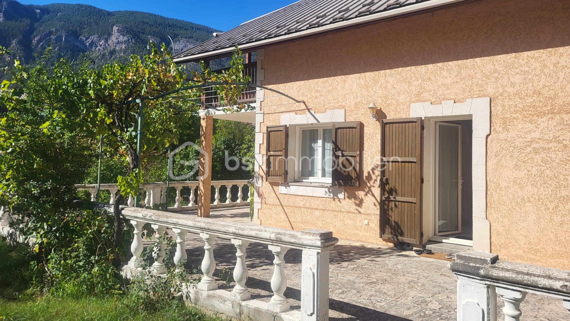 Maison traditionnelle de 155 m² - 91.jpg