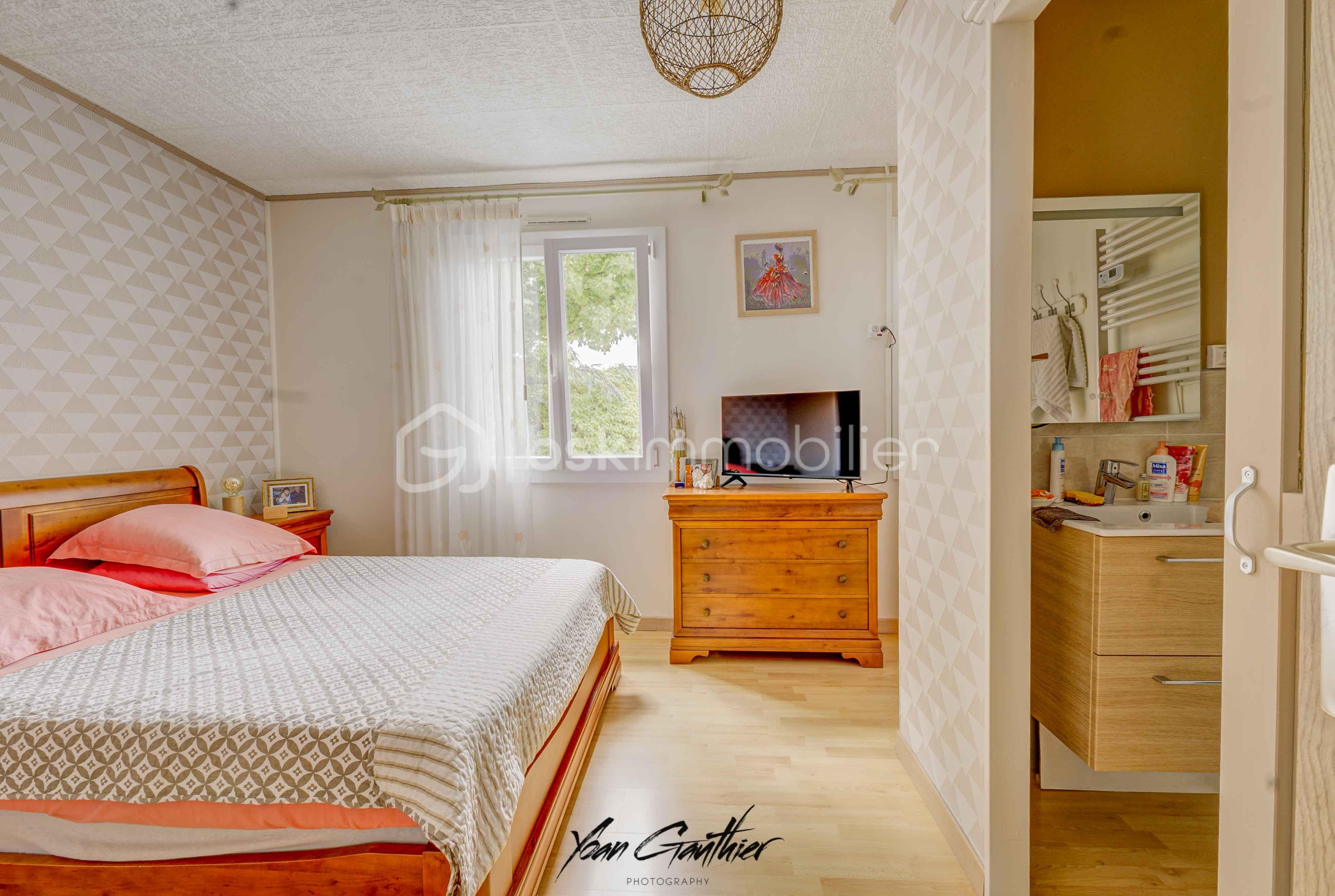 YG100976_77_78_79_80_Intérieur 2.jpg