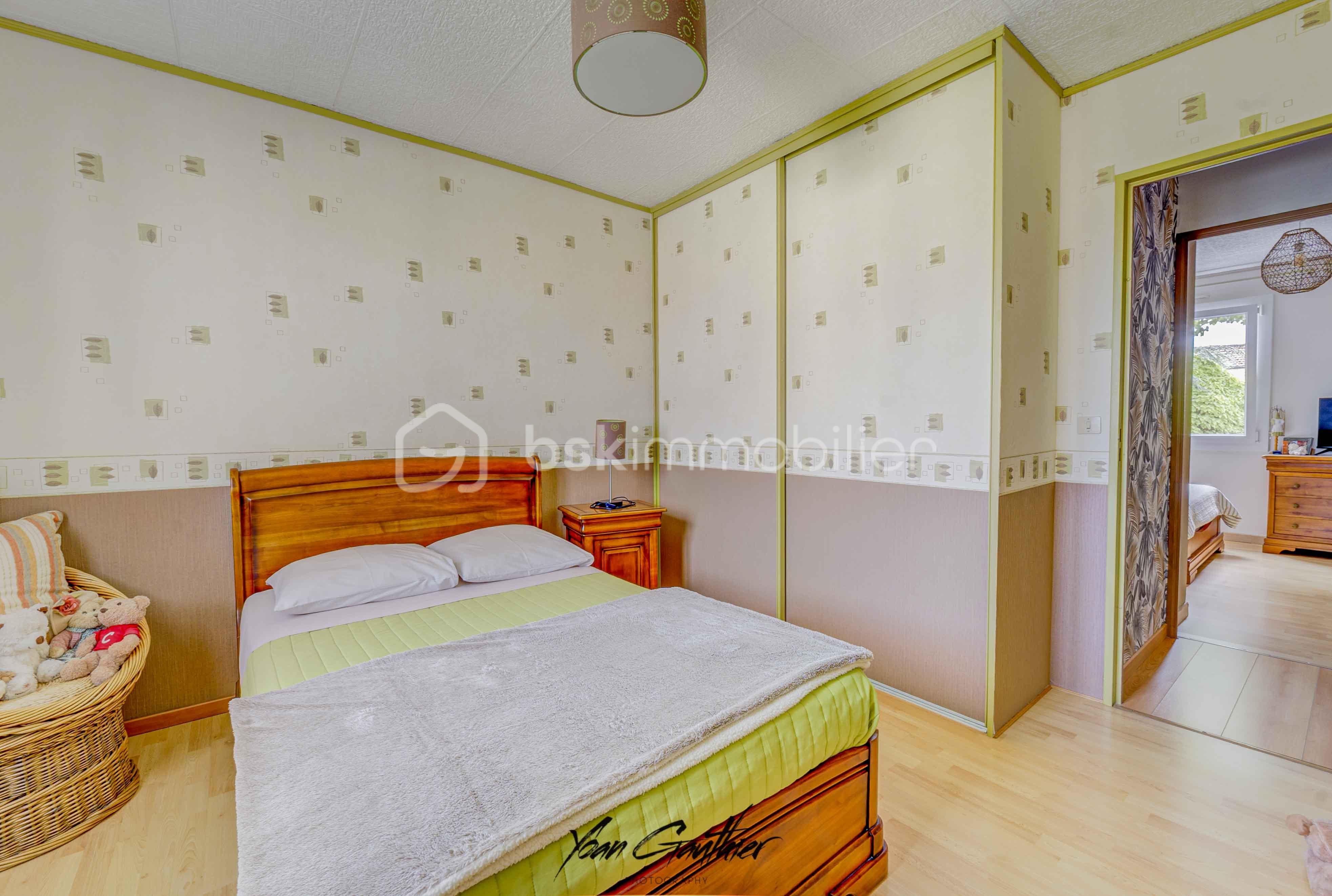YG100972_3_4_5_Intérieur 2.jpg