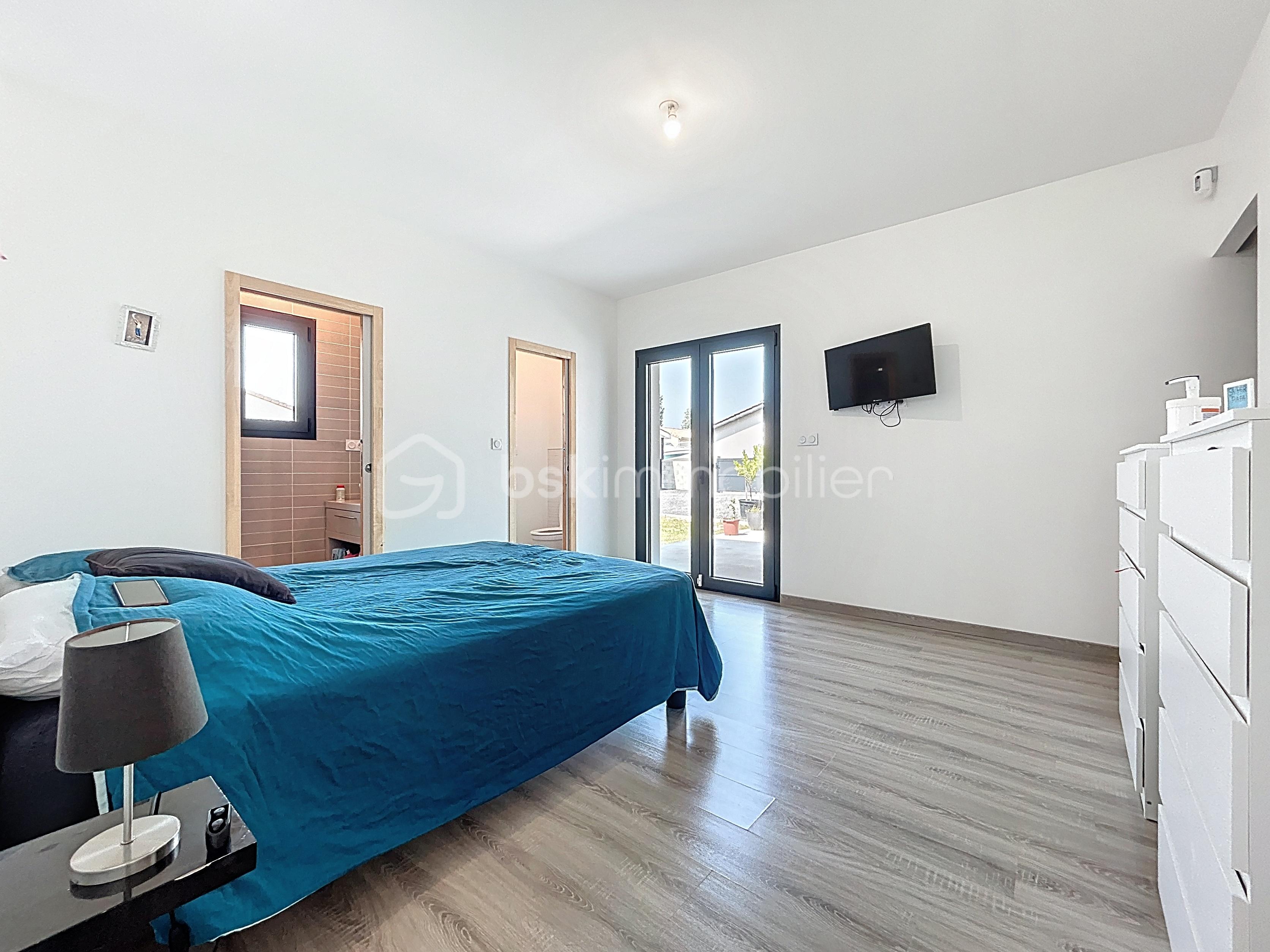 Maison de 160 m² - cubzac-les-pont_00105.jpg