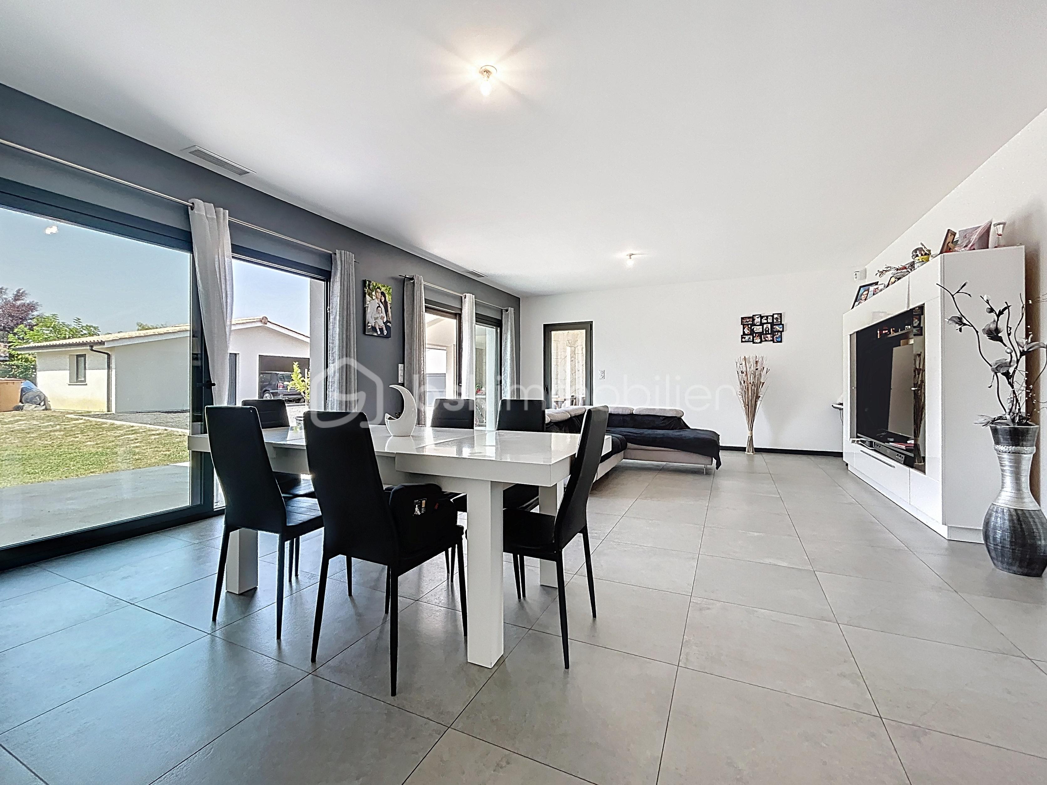 Maison de 160 m² - cubzac-les-pont_00042.jpg