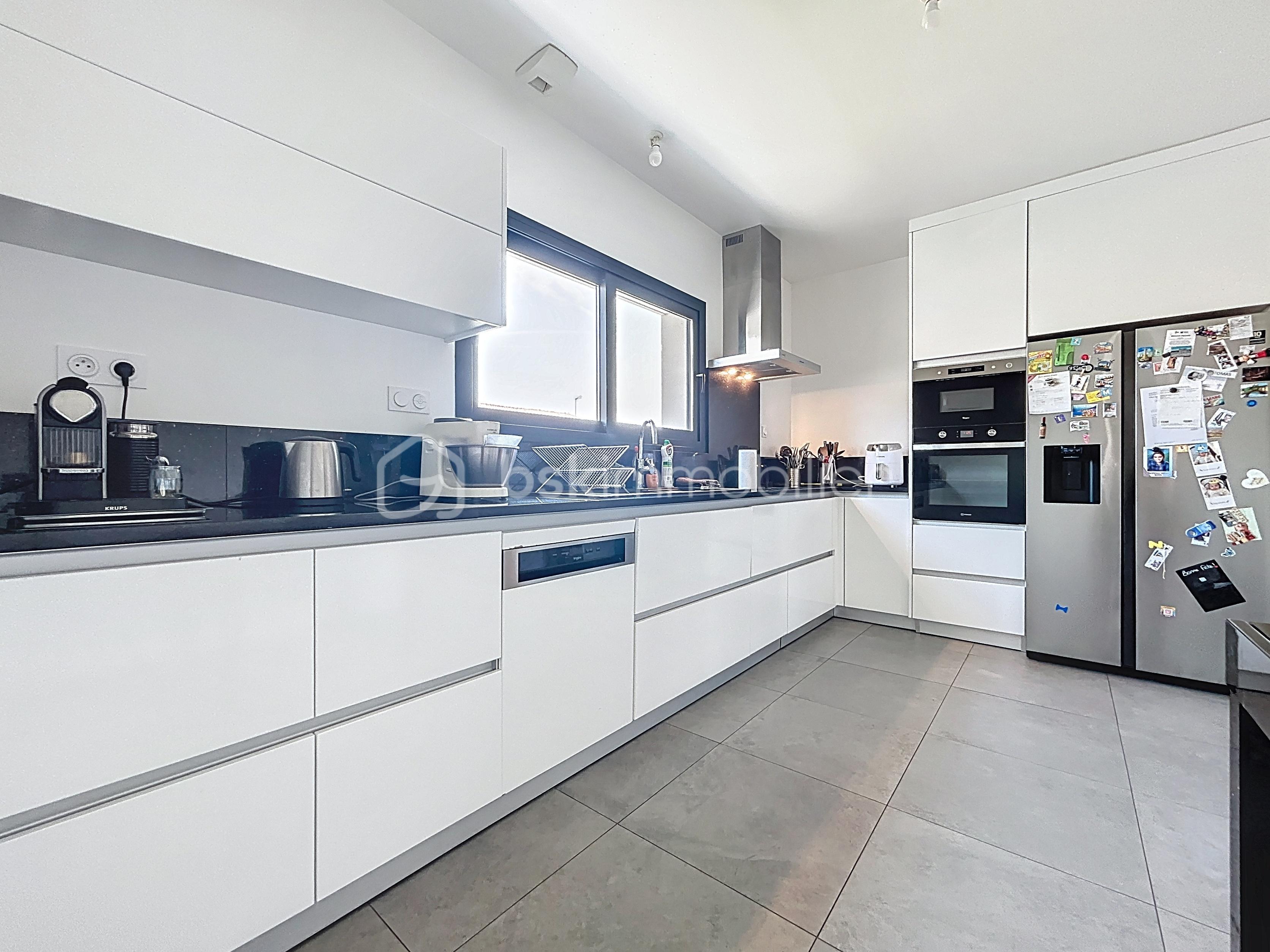 Maison de 160 m² - cubzac-les-pont_00027.jpg