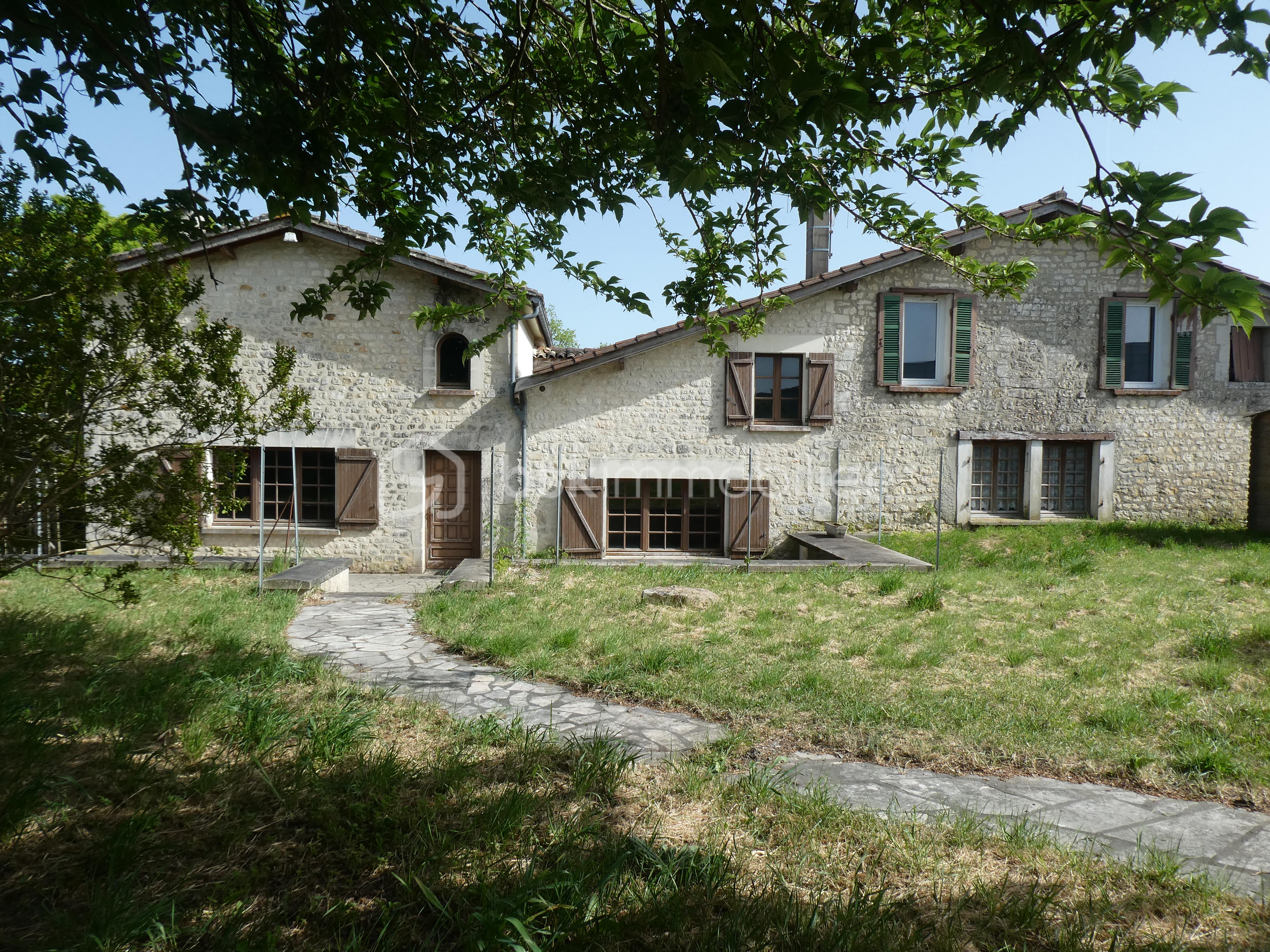 Facade coter jardin jonzac 1.JPG