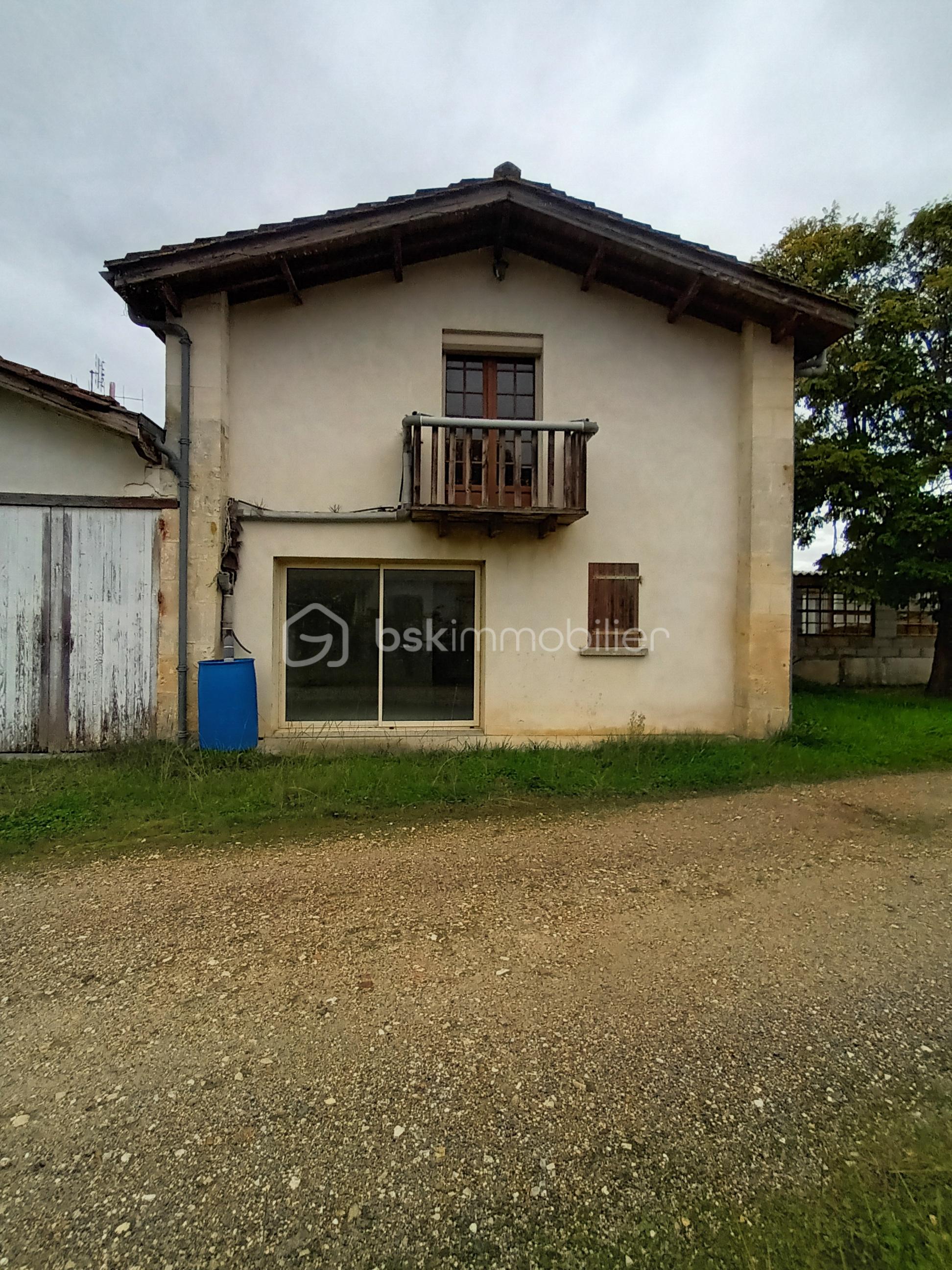 Corps de ferme de 379 m² - 20251106_111906.jpg