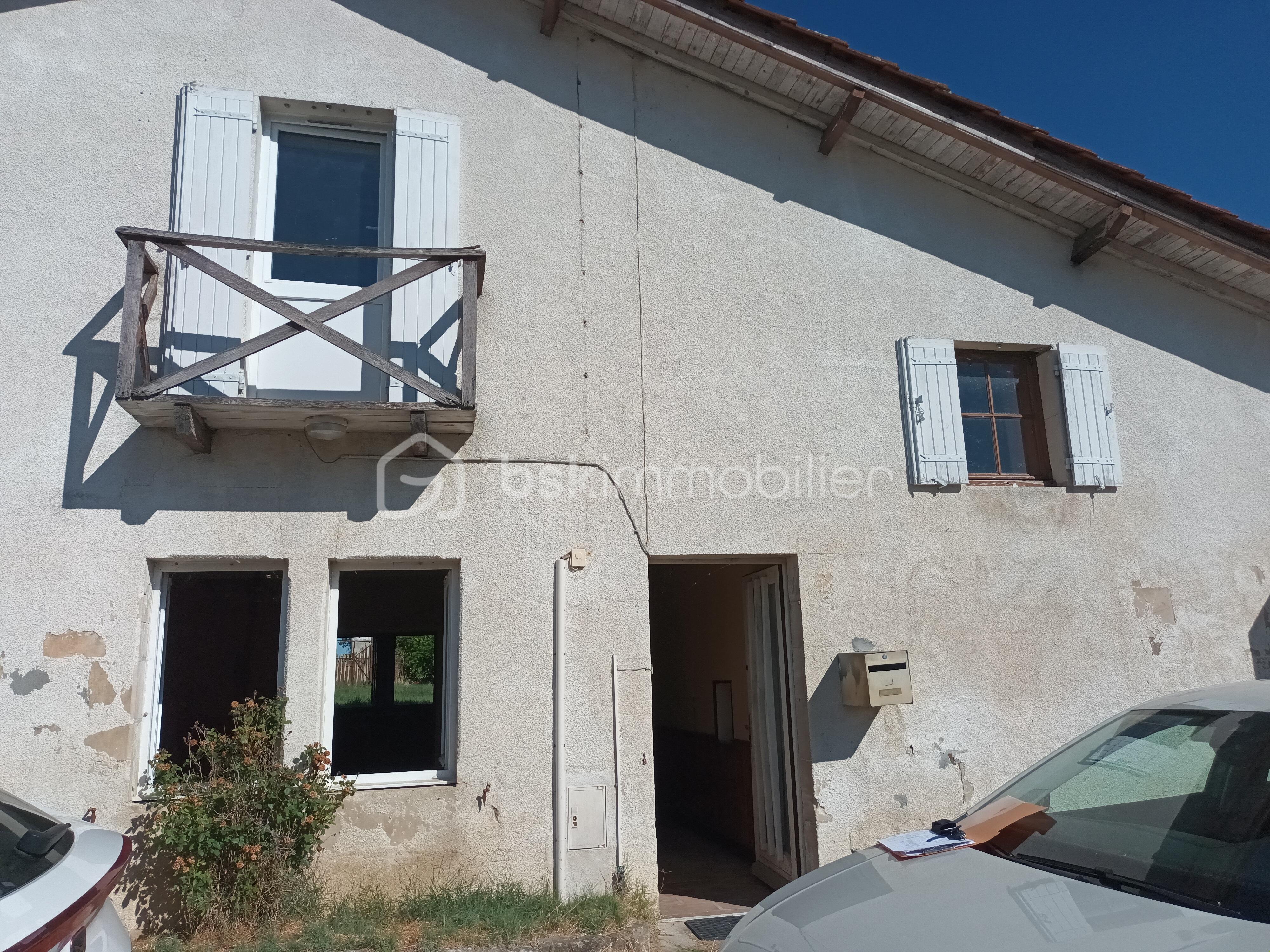 Corps de ferme de 379 m² - 20250807_102852.jpg
