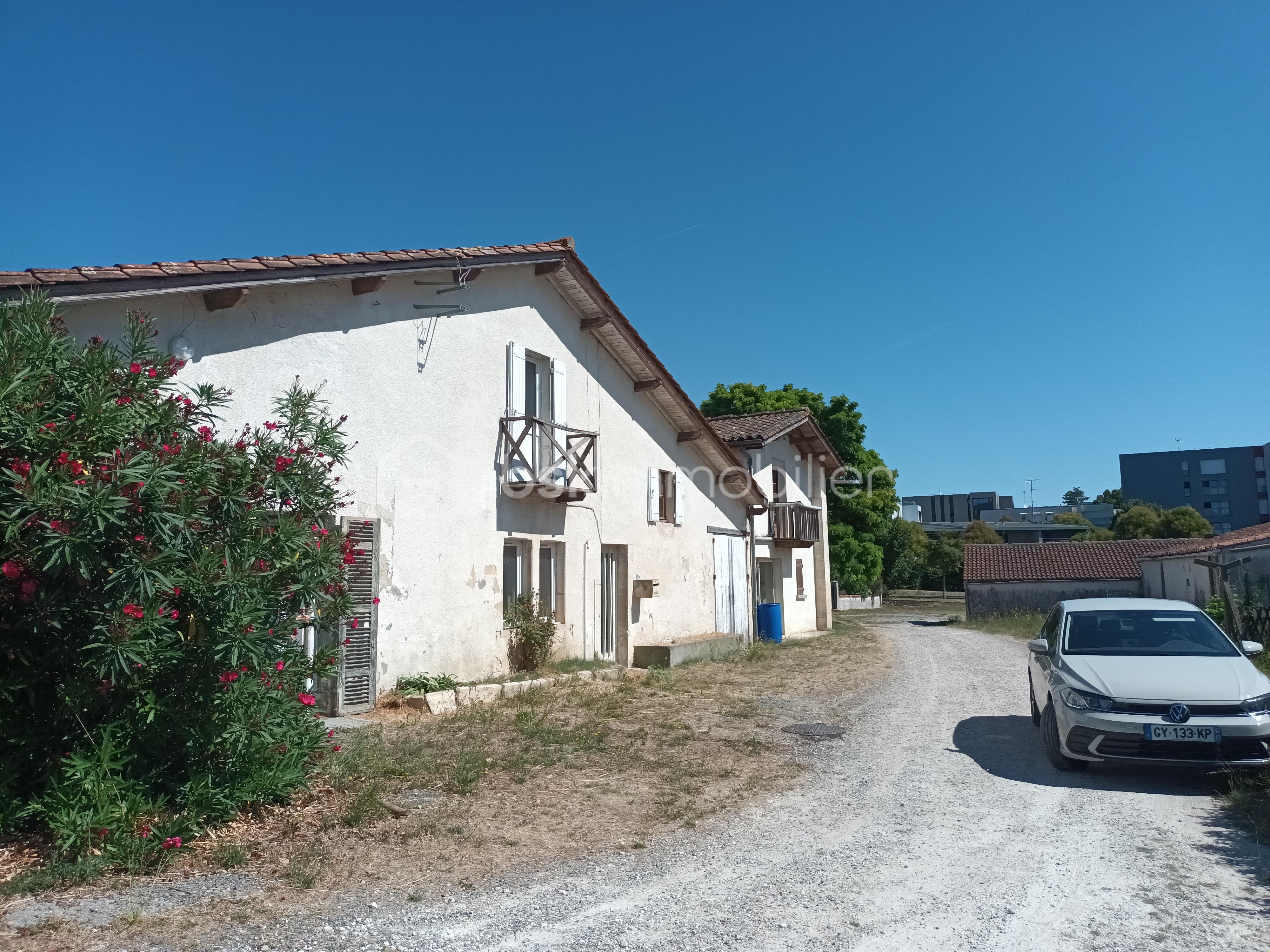 Corps de ferme de 379 m² - PHOTOS I1.jpg