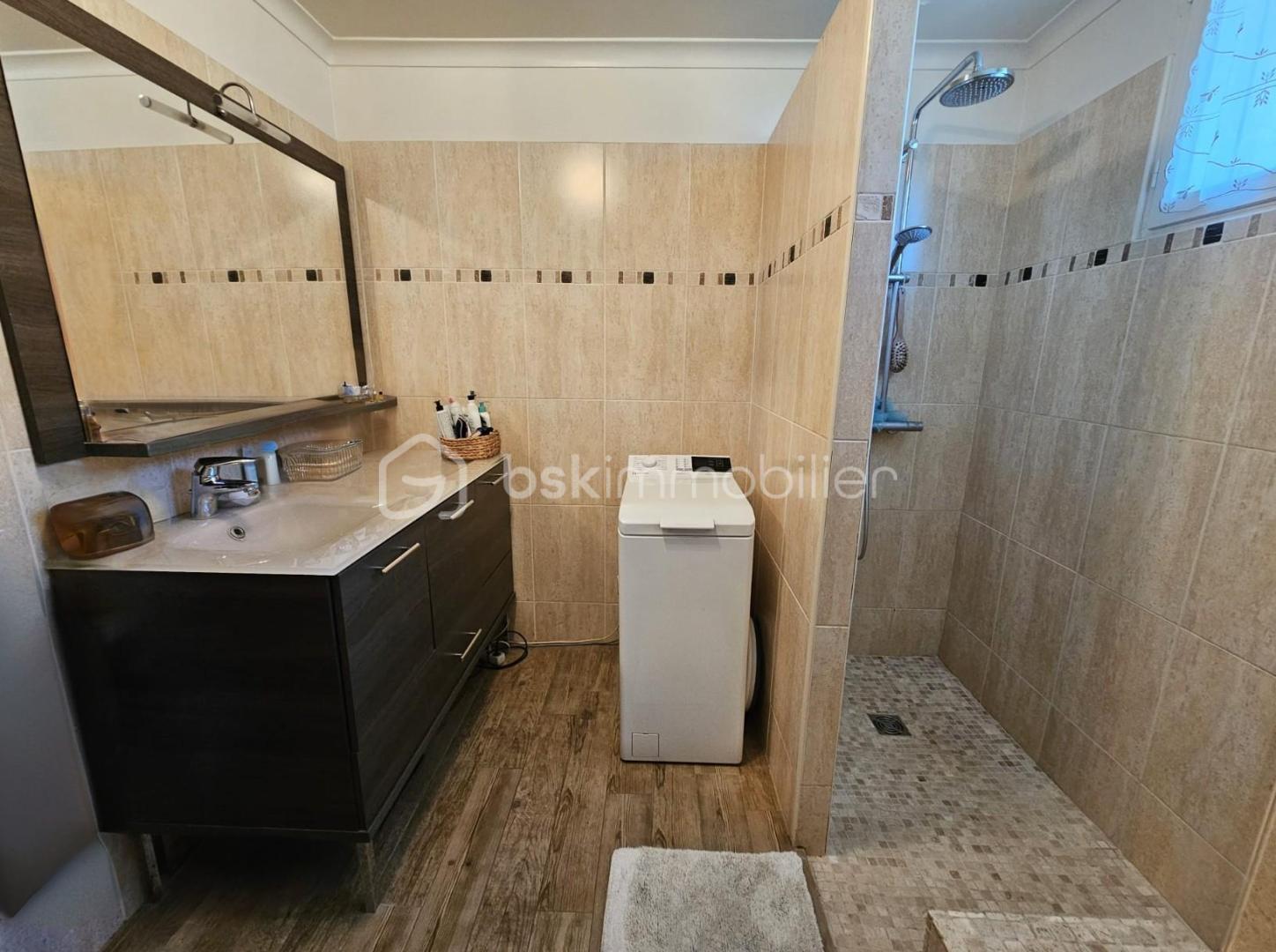 Maison de 200 m² - bb1823295eaec5d-1.jpg