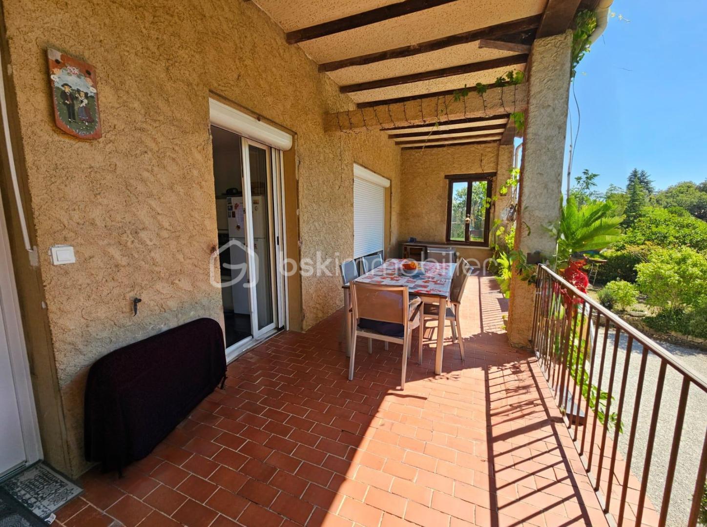 Maison de 200 m² - f7e322689e4ae3c-1.jpg