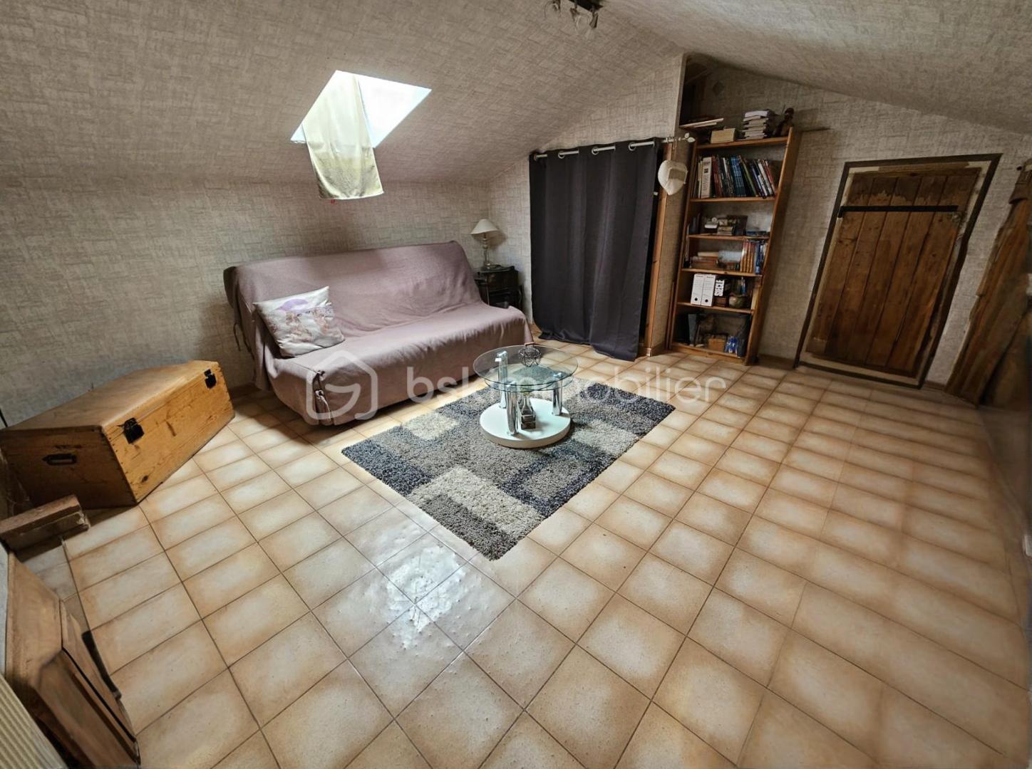 Maison de 200 m² - fb64955e15c3a90-1.jpg