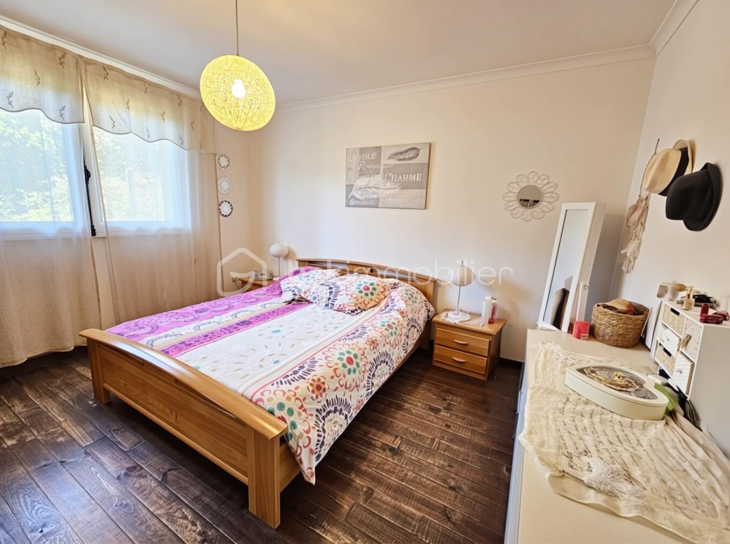 Maison de 200 m² - f749f630b009dc6-1.png