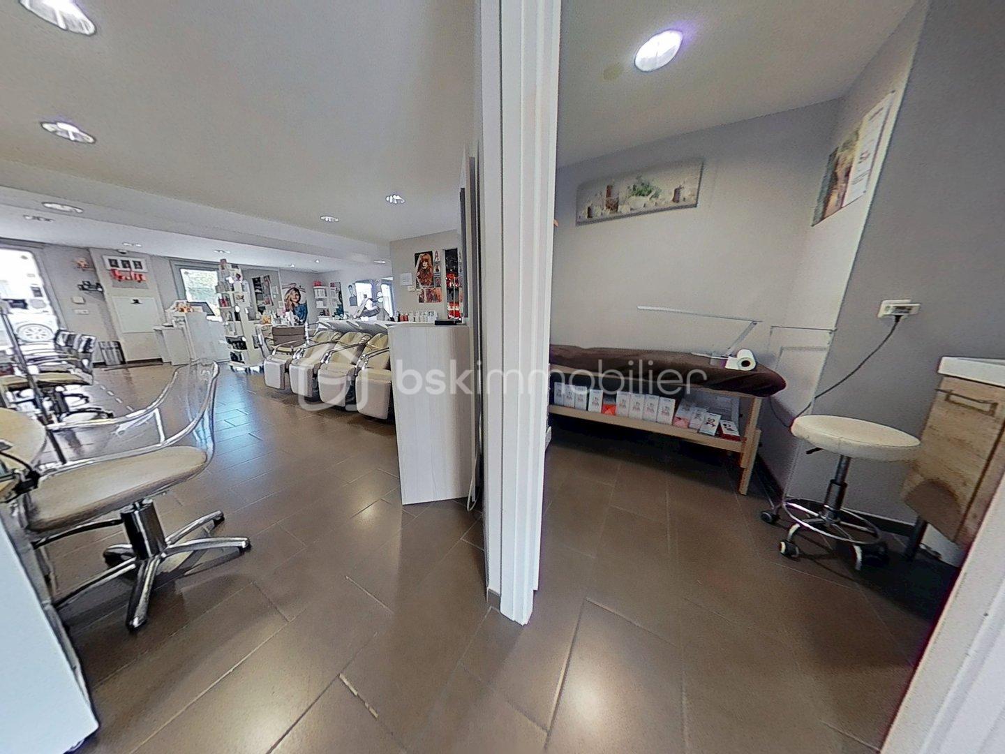 Fonds de commerce - 05.23.2025_17.11(1).19.jpg