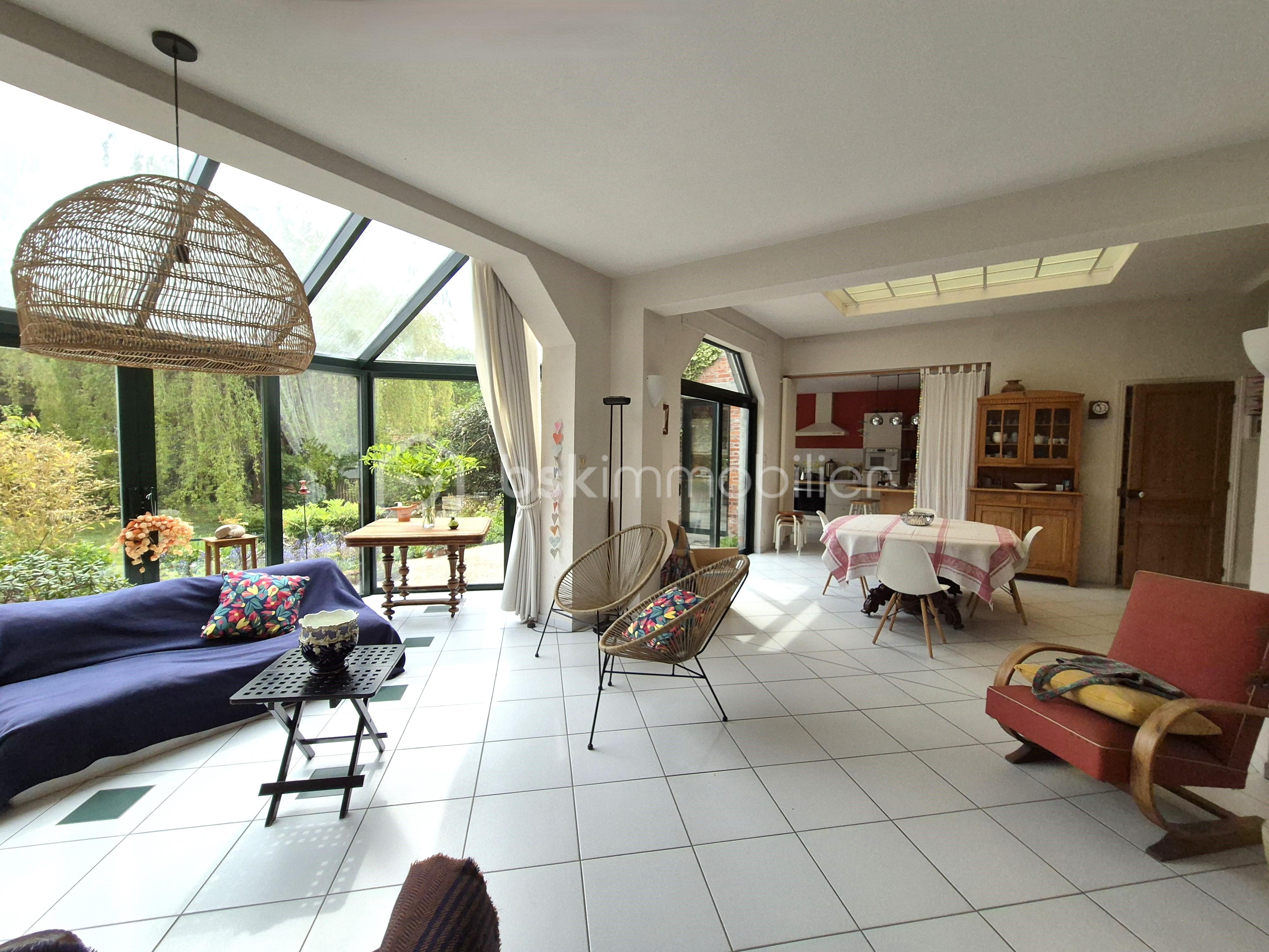 Maison de 365 m² - photo pièce a vivre 2.jpg