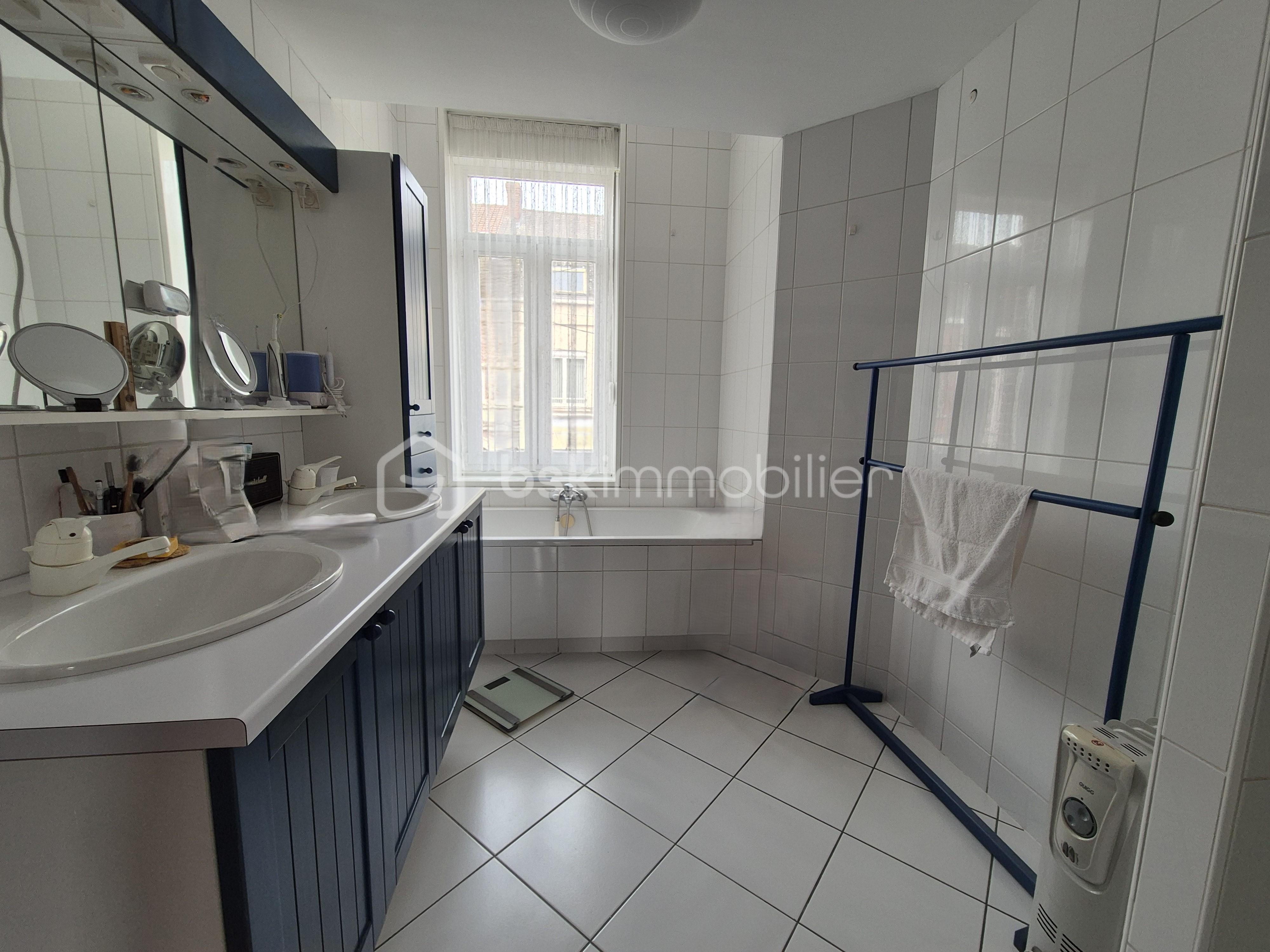 Maison de 365 m² - Salle de bain.jpg