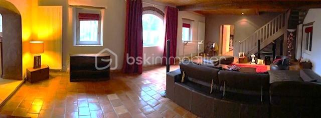 salon grand angle.jpg