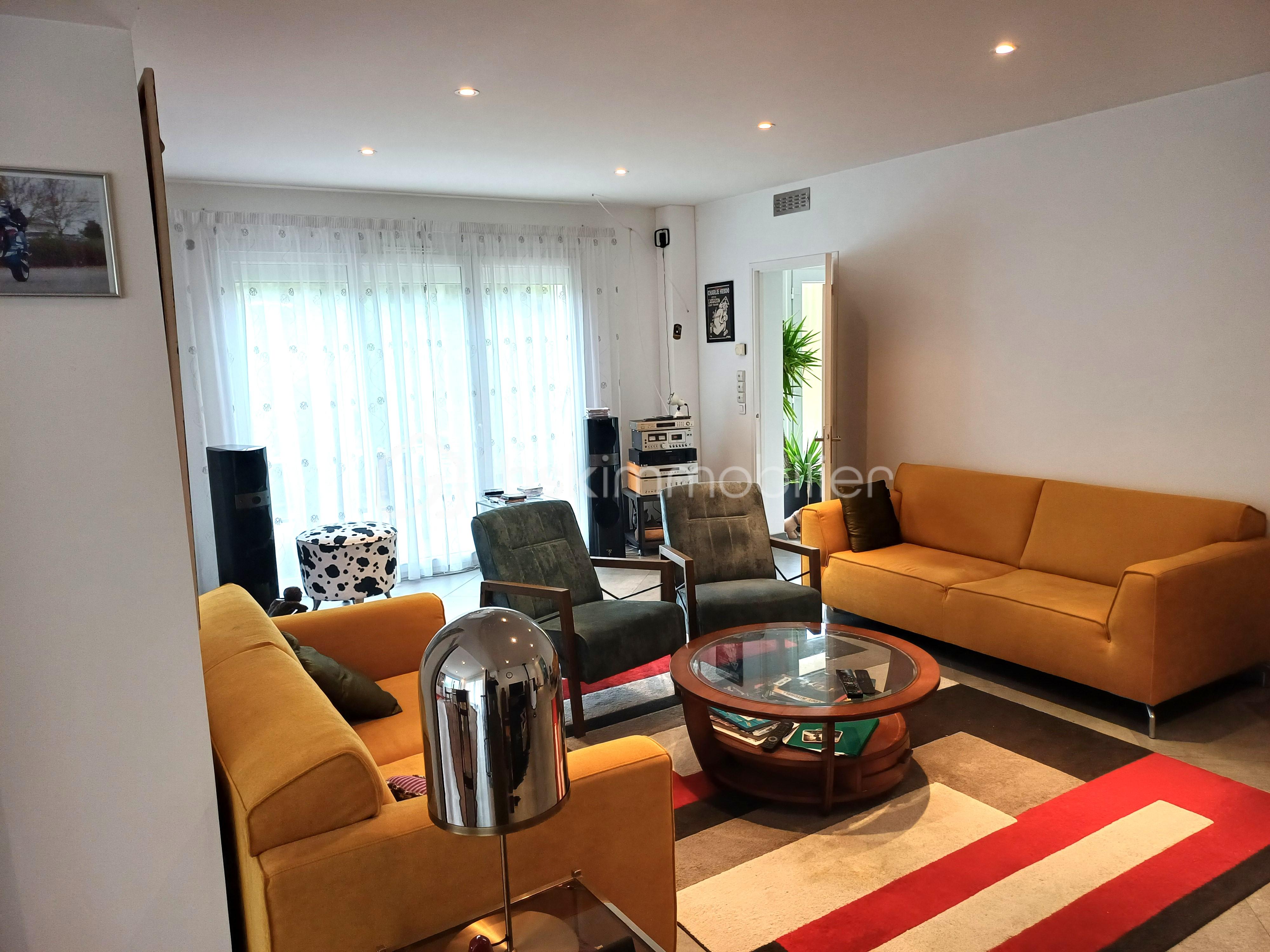 Maison de 243 m² - 20251111_112821.jpg