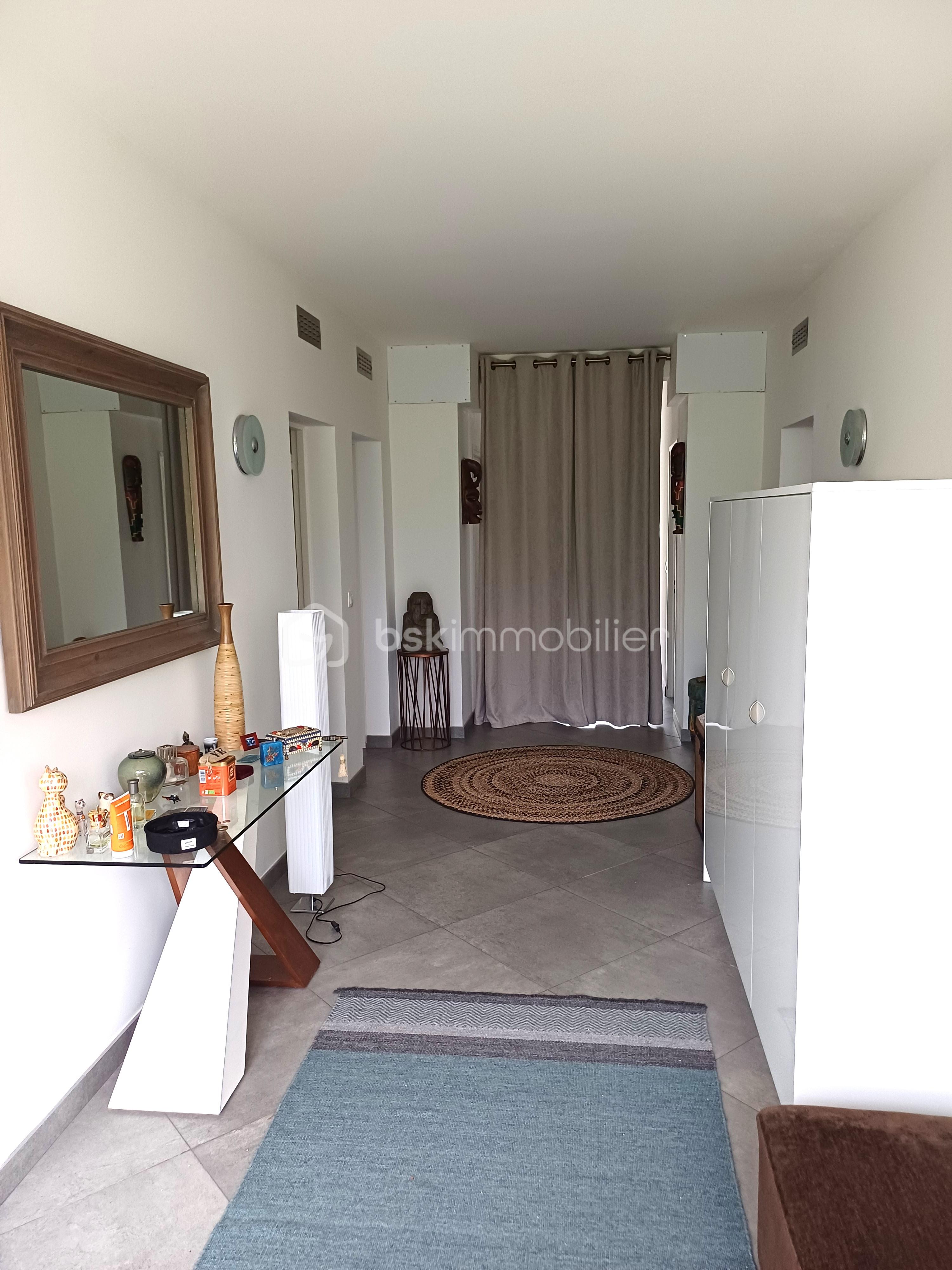 Maison de 243 m² - 20251111_114519.jpg