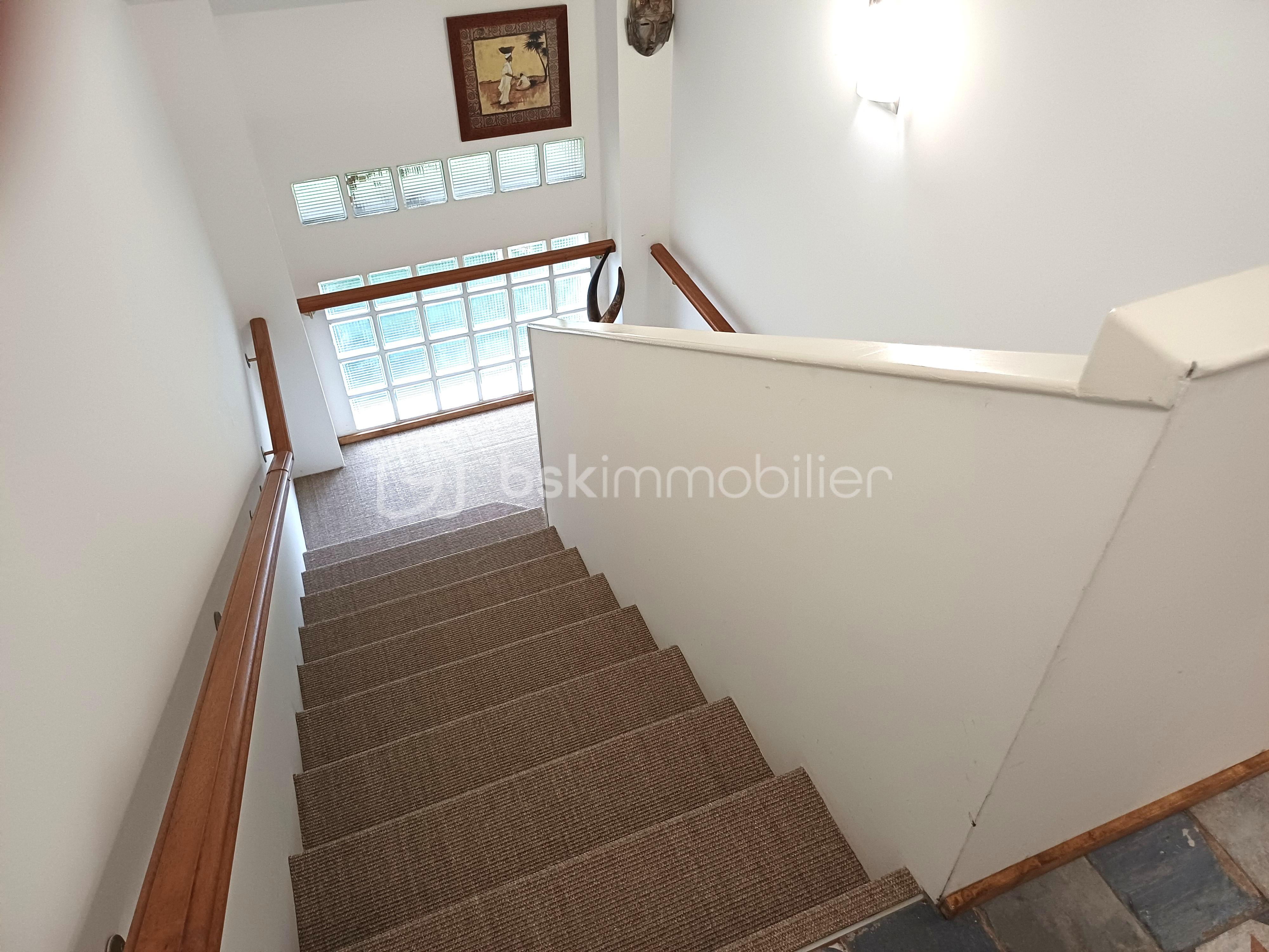 Maison de 243 m² - 20251111_113158.jpg