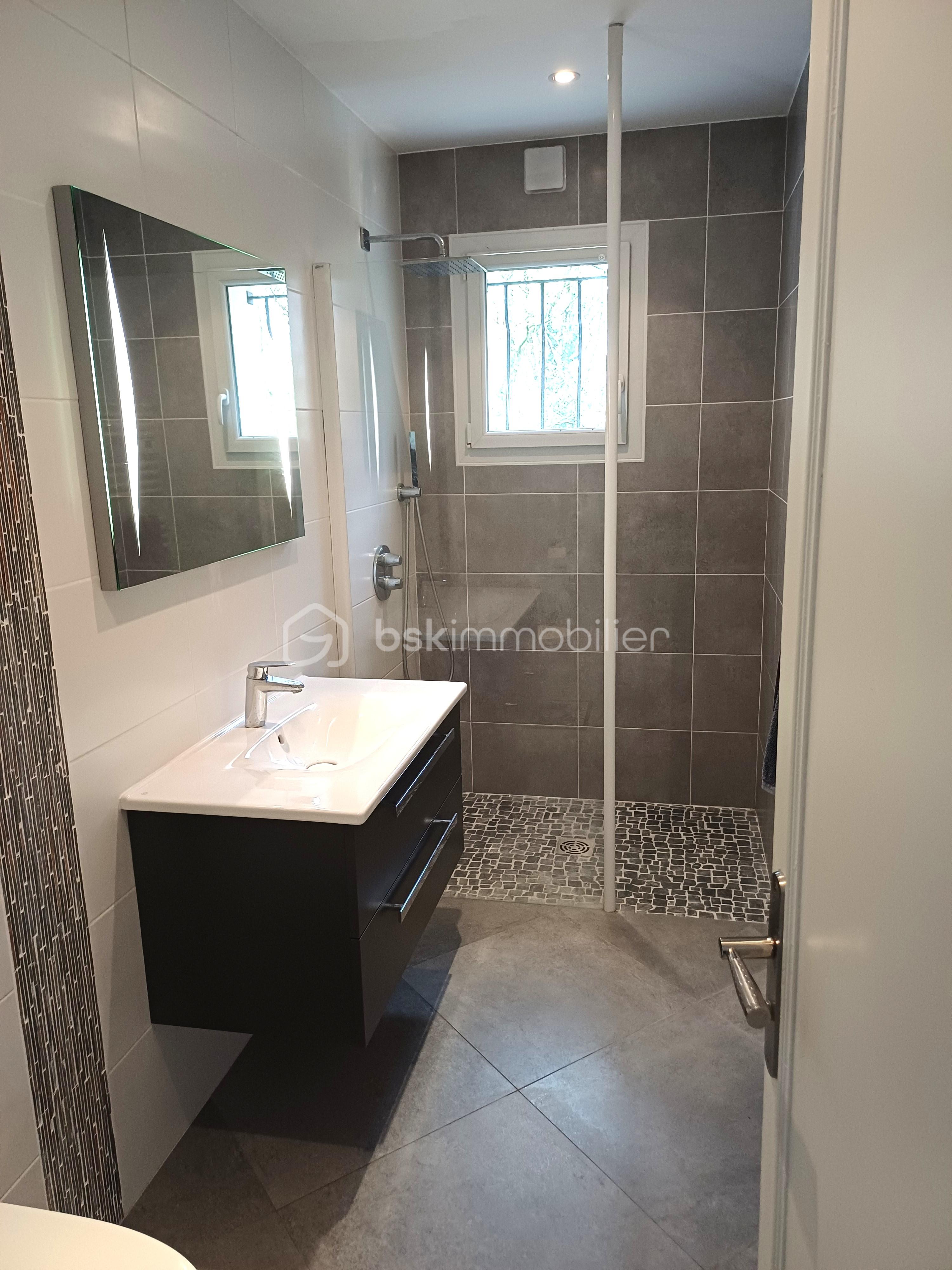 Maison de 243 m² - 20251111_112203.jpg