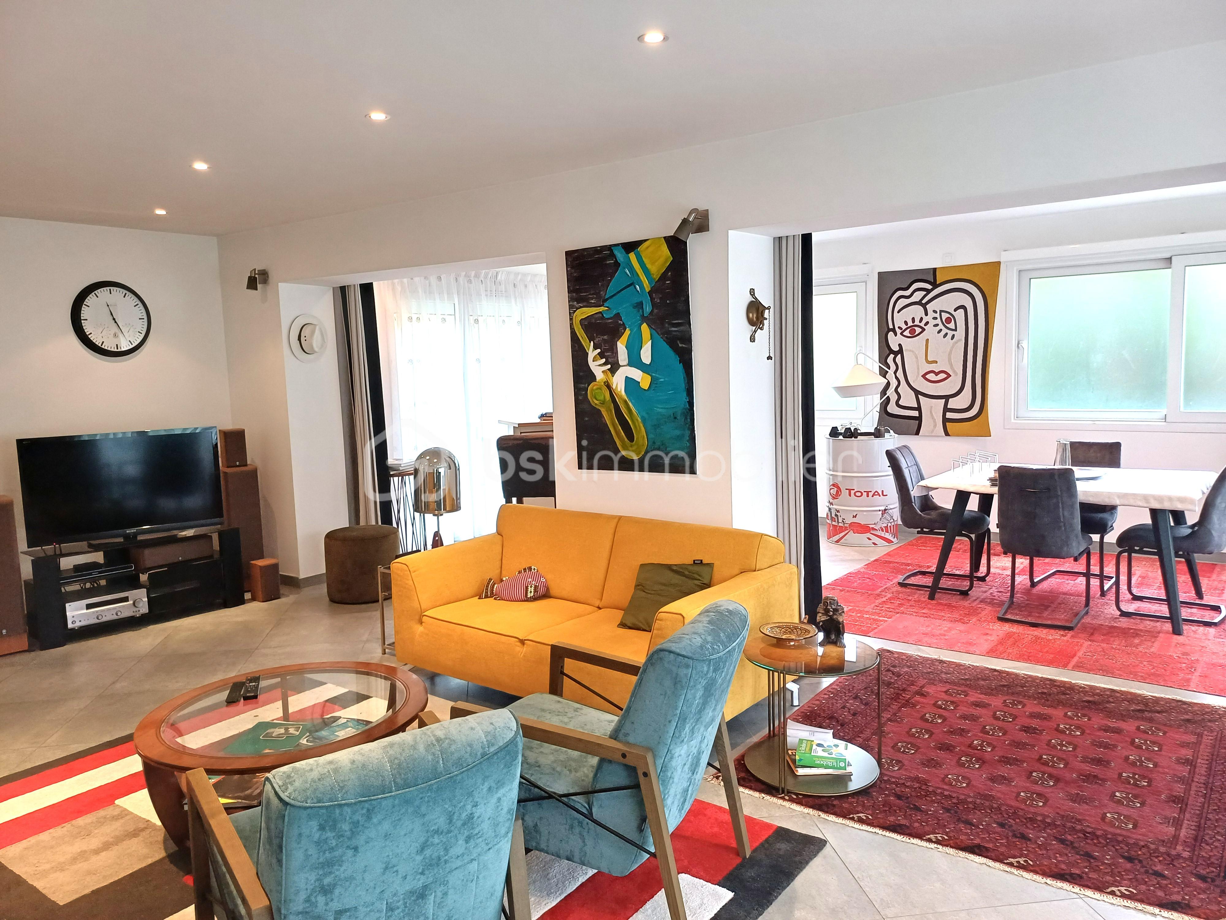 Maison de 243 m² - 20251111_112734.jpg