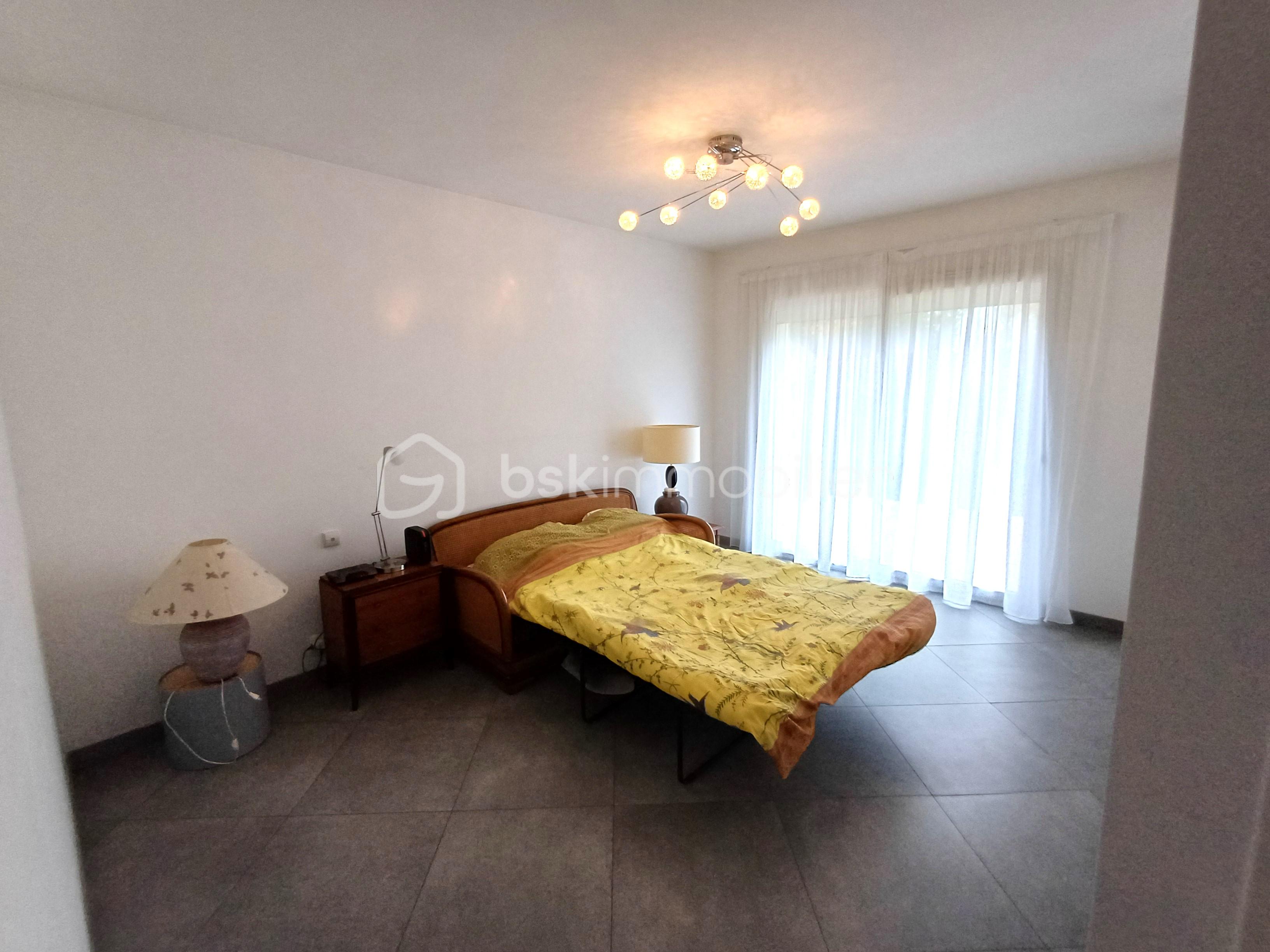 Maison de 243 m² - 20251111_112136.jpg