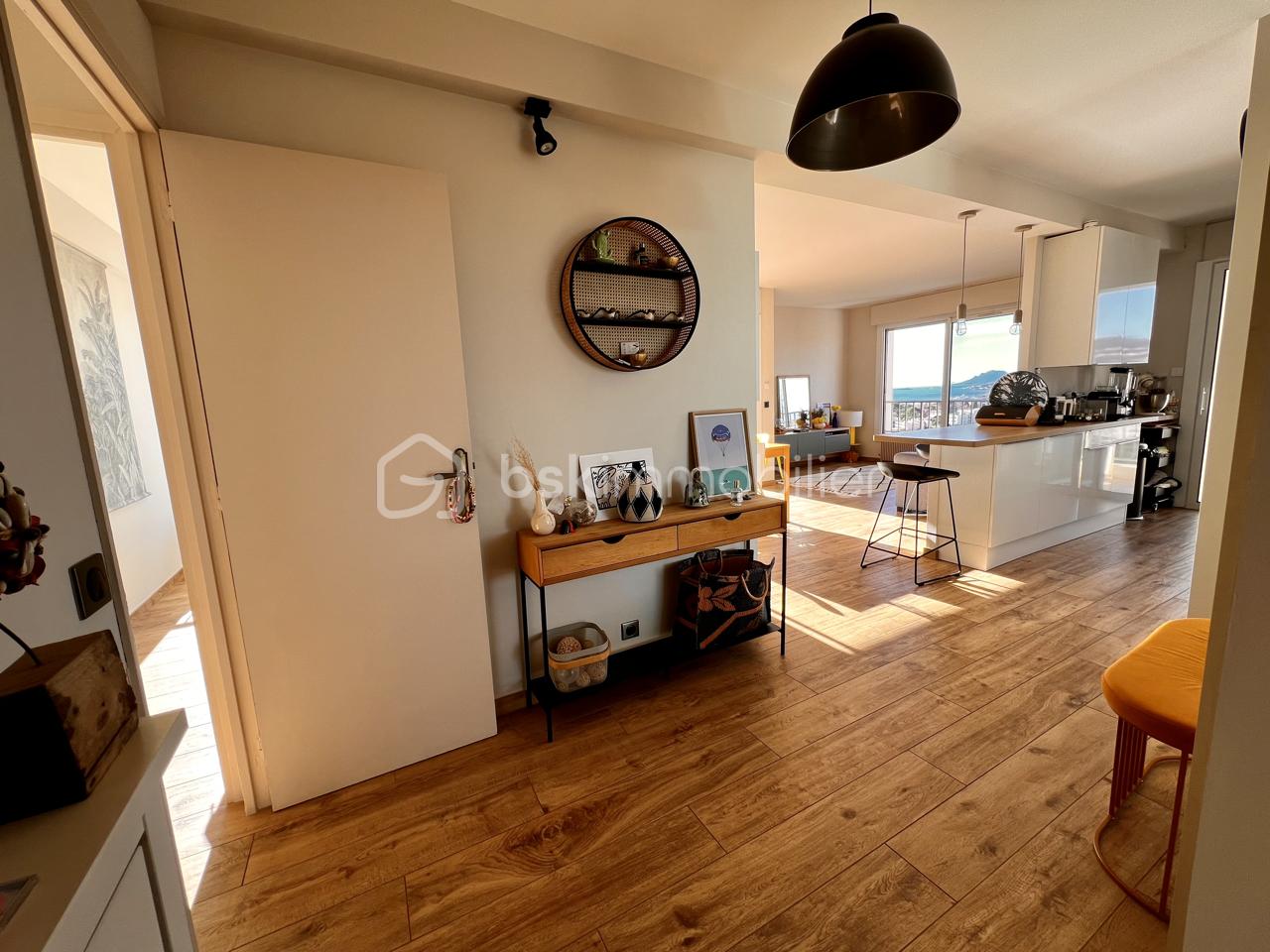 Appartement de 71,92 m² - Entree Grande.png