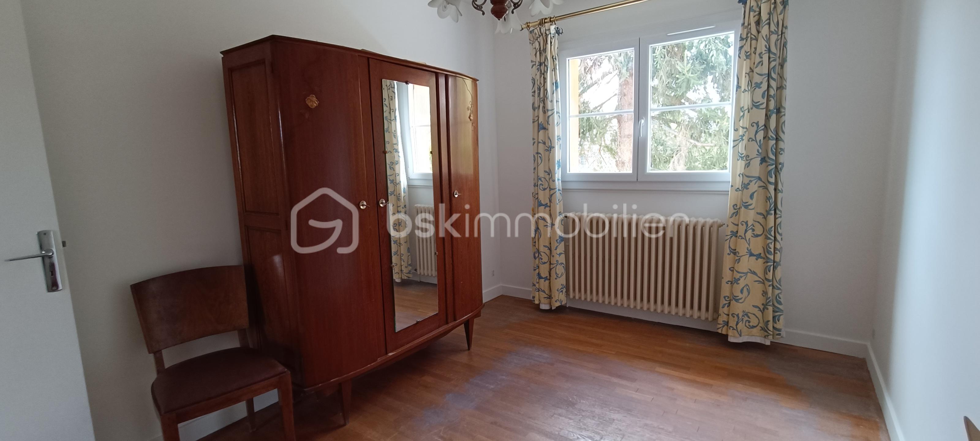 Maison traditionnelle de 130 m² - Chambre 2.jpg