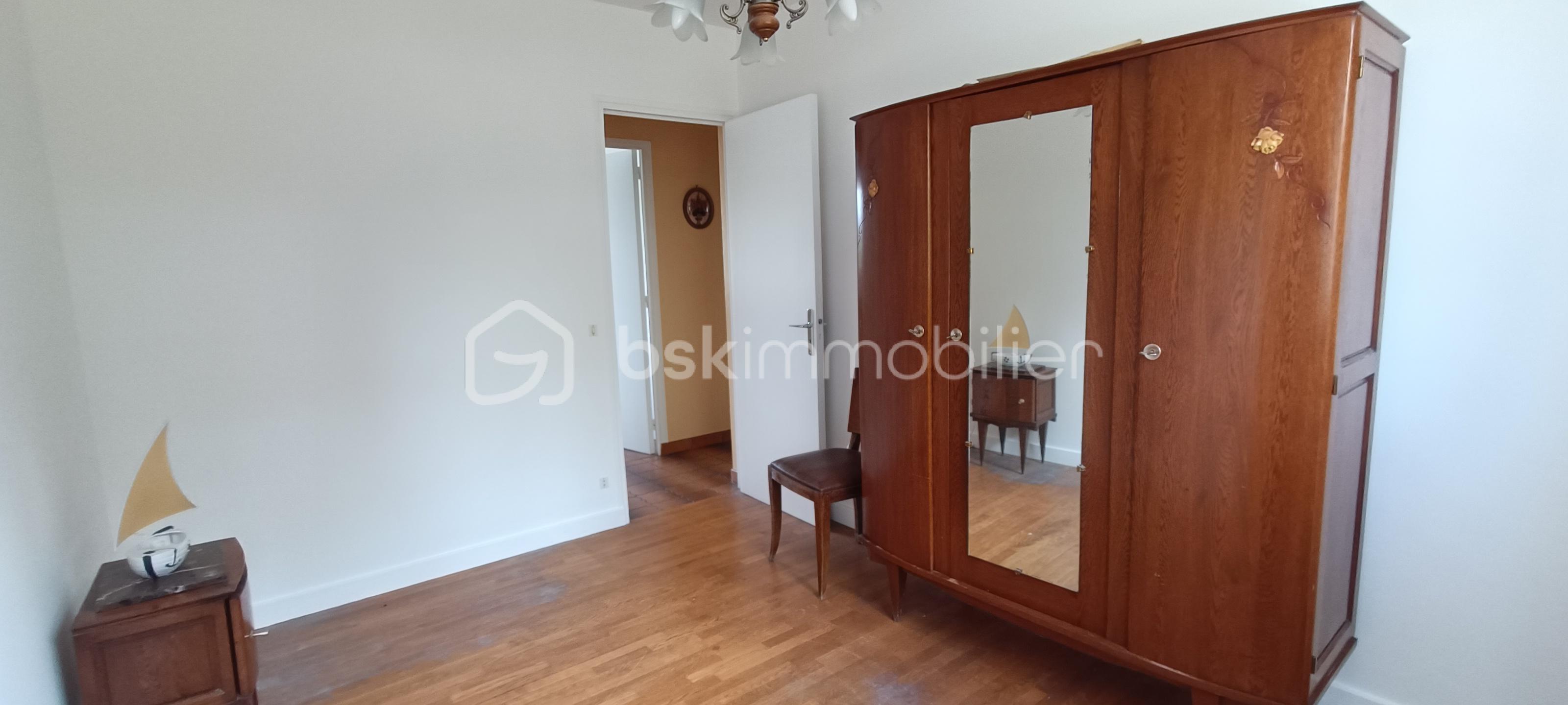 Maison traditionnelle de 130 m² - Chambre 2..jpg