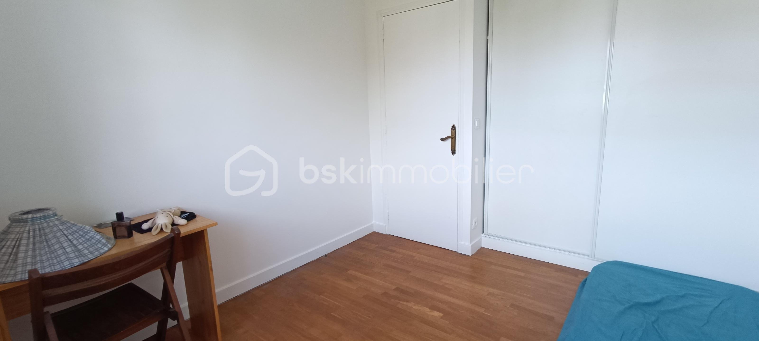 Maison traditionnelle de 130 m² - Chambre 1.jpg