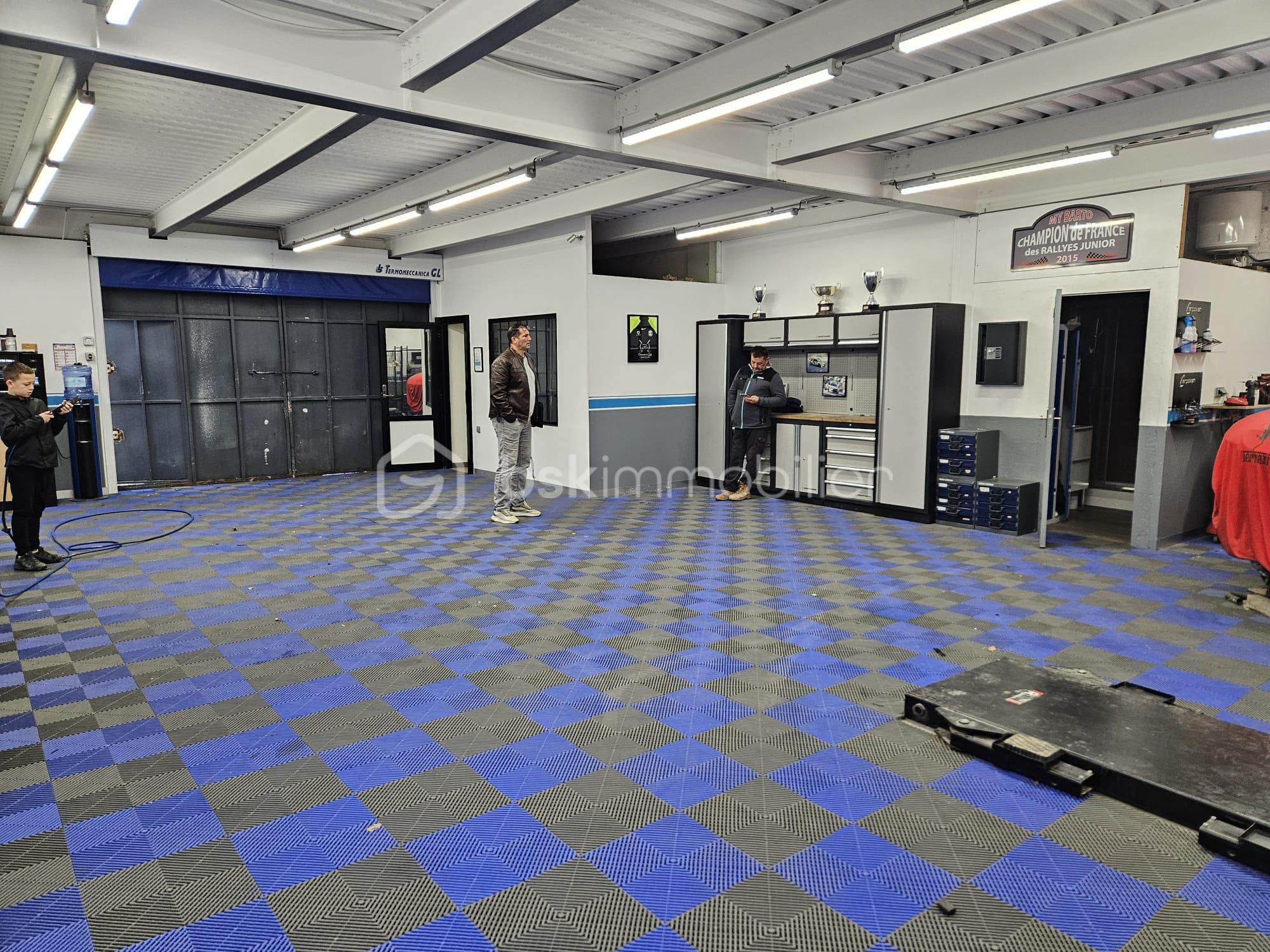 Fonds de commerce - WhatsApp Image 2026-01-17 at 10.31.jpeg