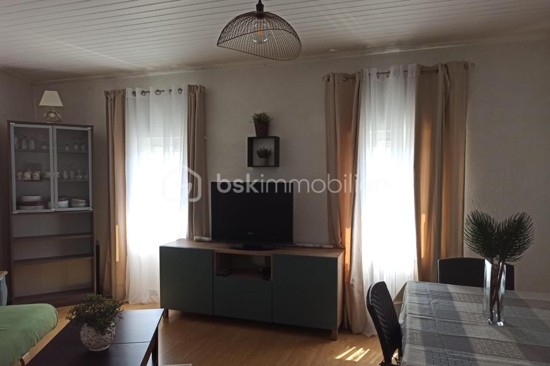 Immeuble de 126 m² - Screenshot_2025-08-20-06-22-13-334_com.whatsapp-edit.jpg