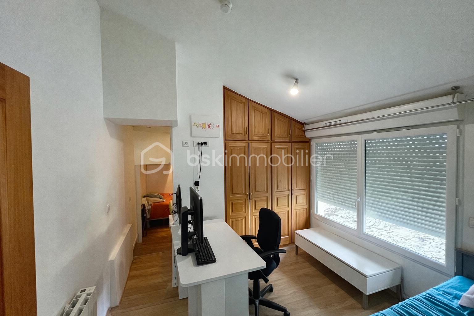 Maison de 140 m² - CCC3E09F-C3C2-4050-BA1F-9C0E2A313FF7.png