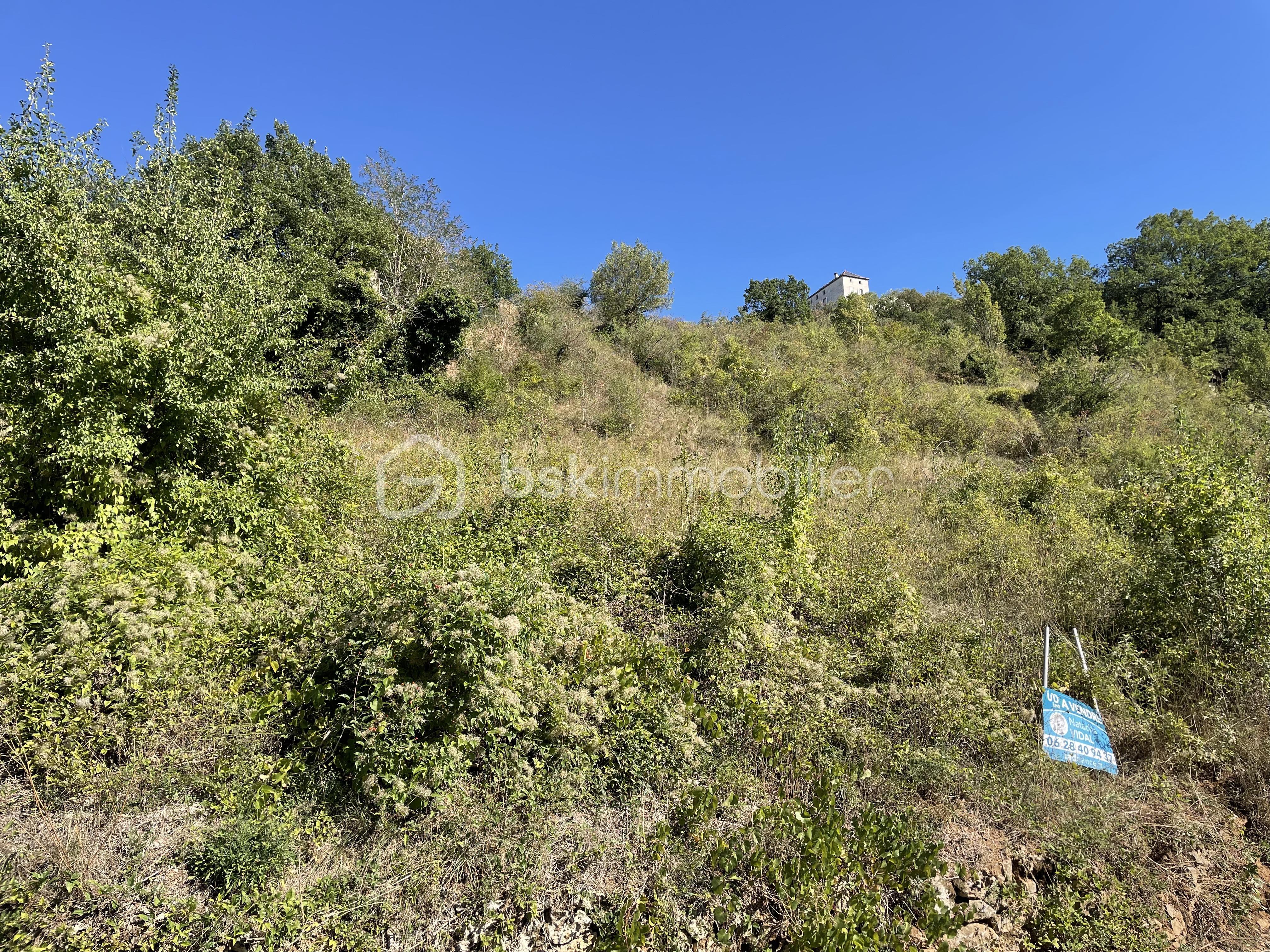 Lotissement de 1 390 m² - 384515250_263954949945425_3468982046741826366_n.jpg