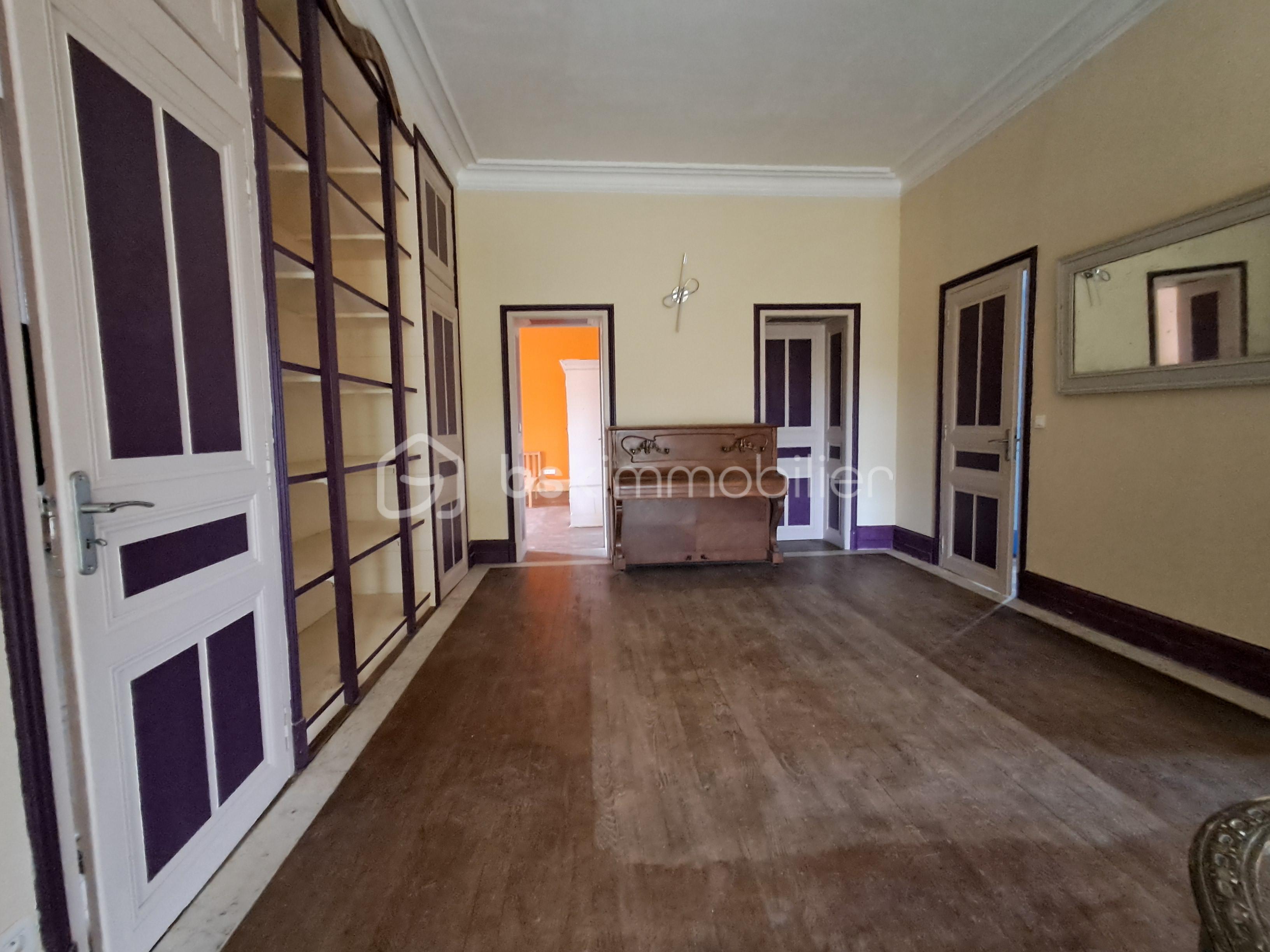 Chateau de 770 m² - PALIER.jpg