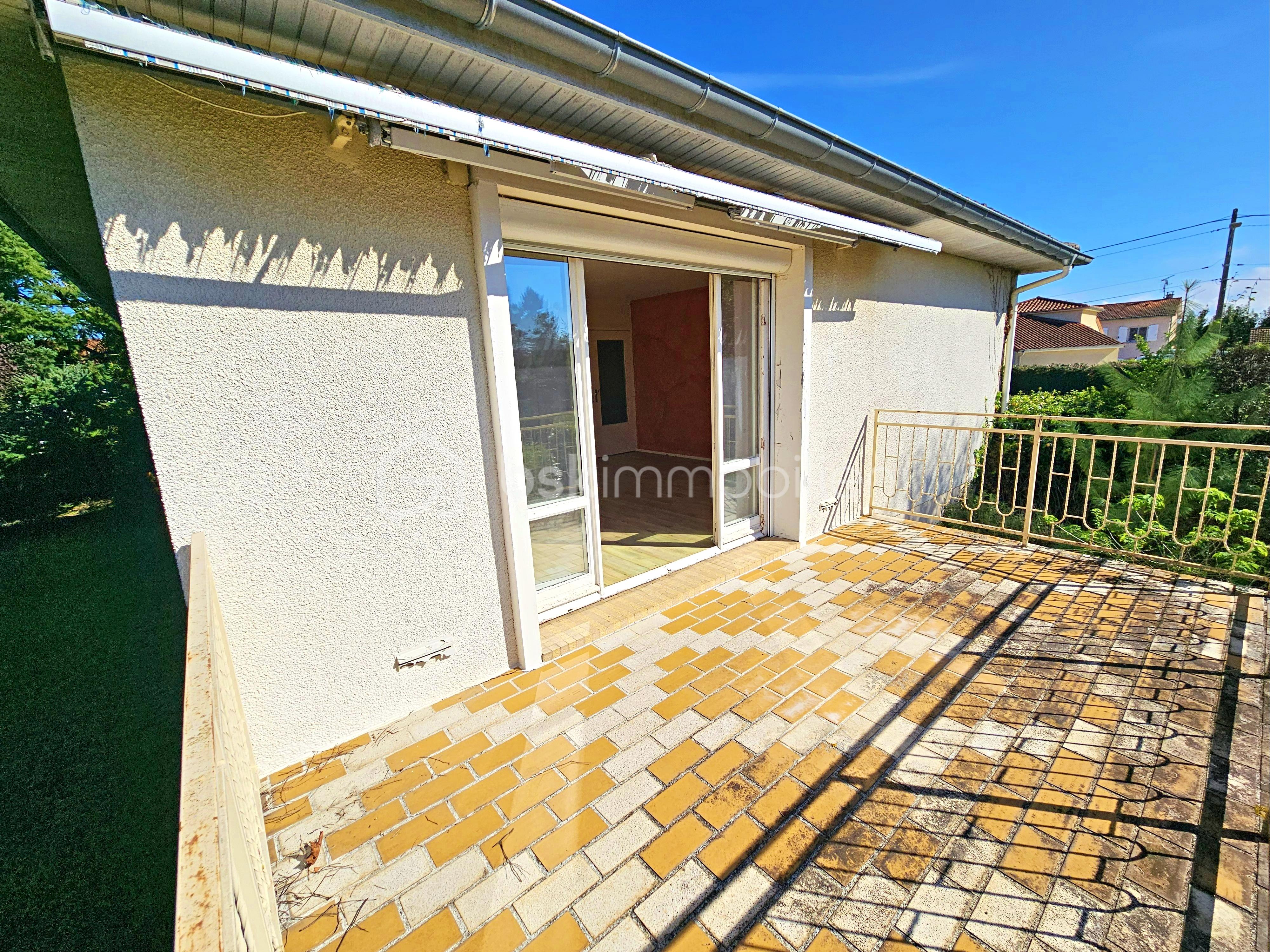 Maison traditionnelle de 84,48 m² - Terrasse sud.jpg