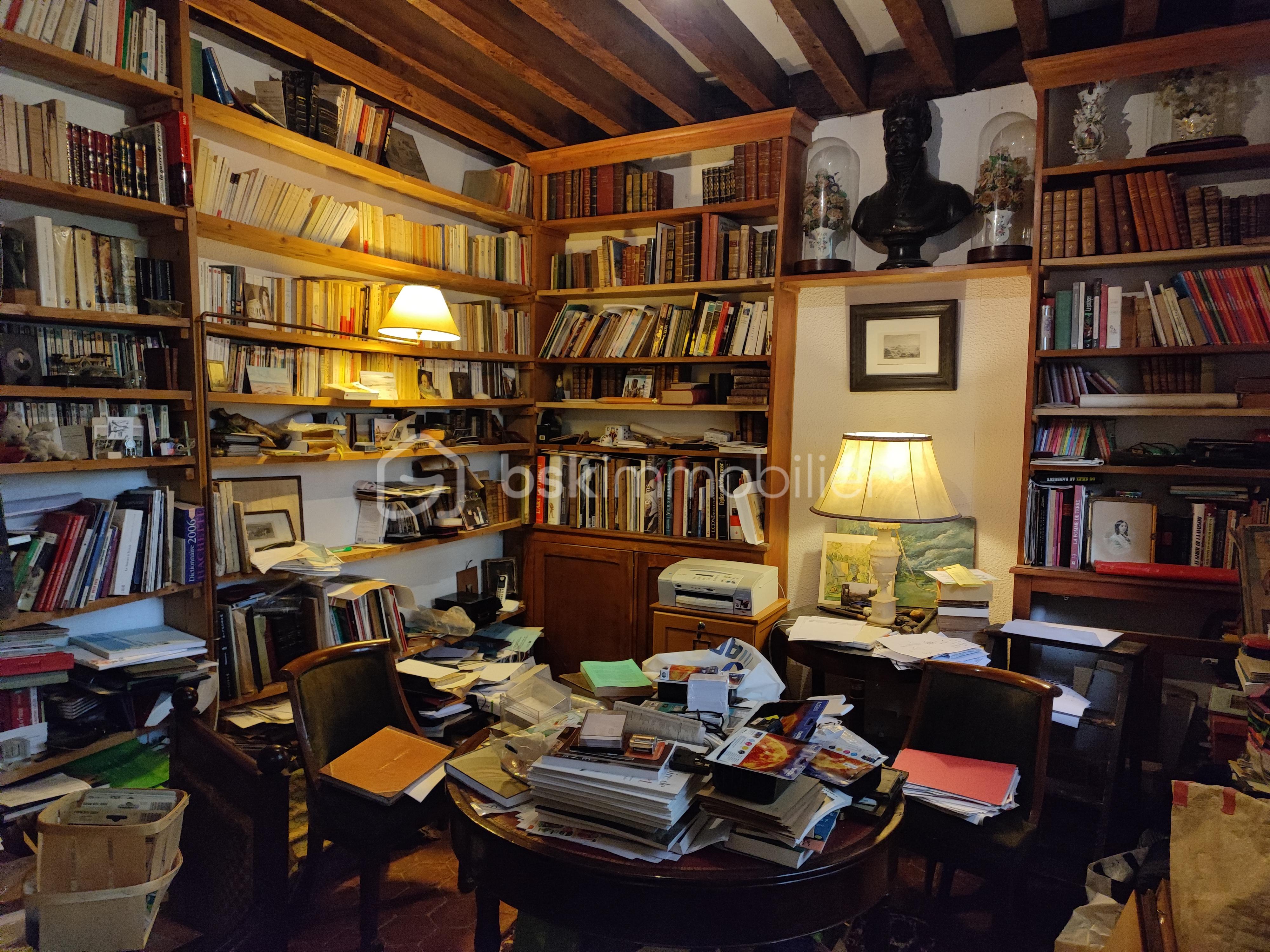 Maison de maitre de 310 m² - 1761671851099.jpg