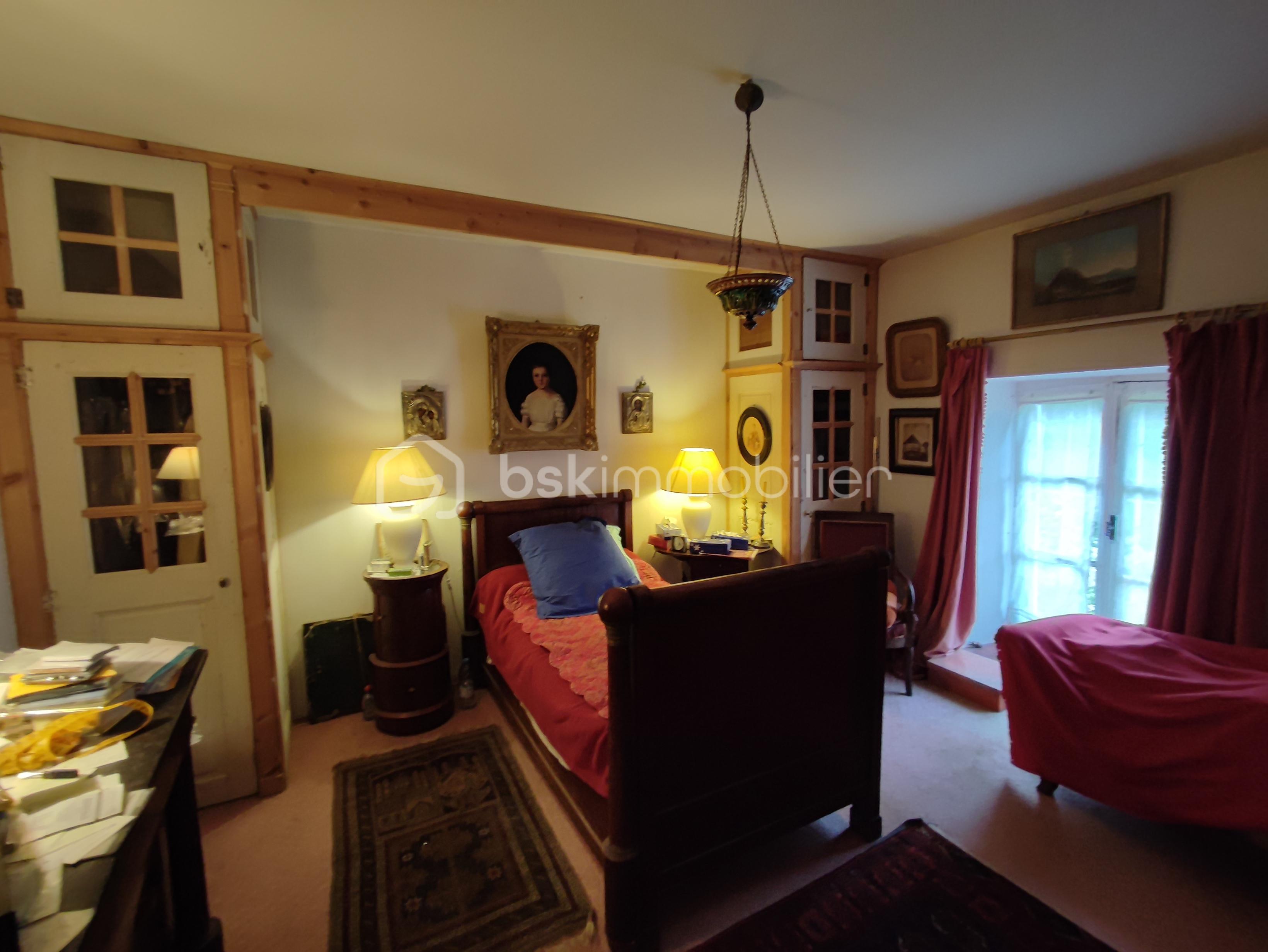 Maison de maitre de 310 m² - 1761671710242.jpg