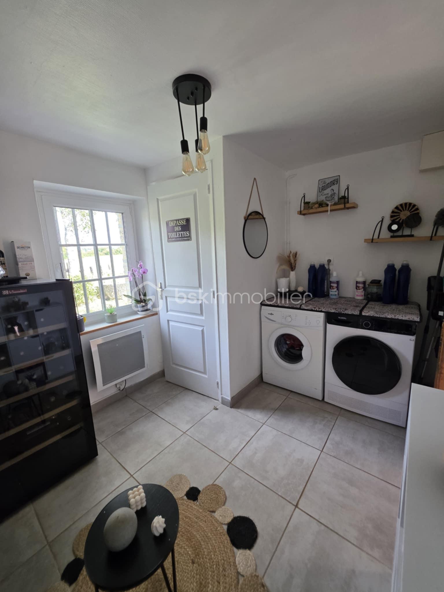 Maison de 120 m² - 4fc4ba66-3870-45cf-8b40-d574842f15bd.jpg