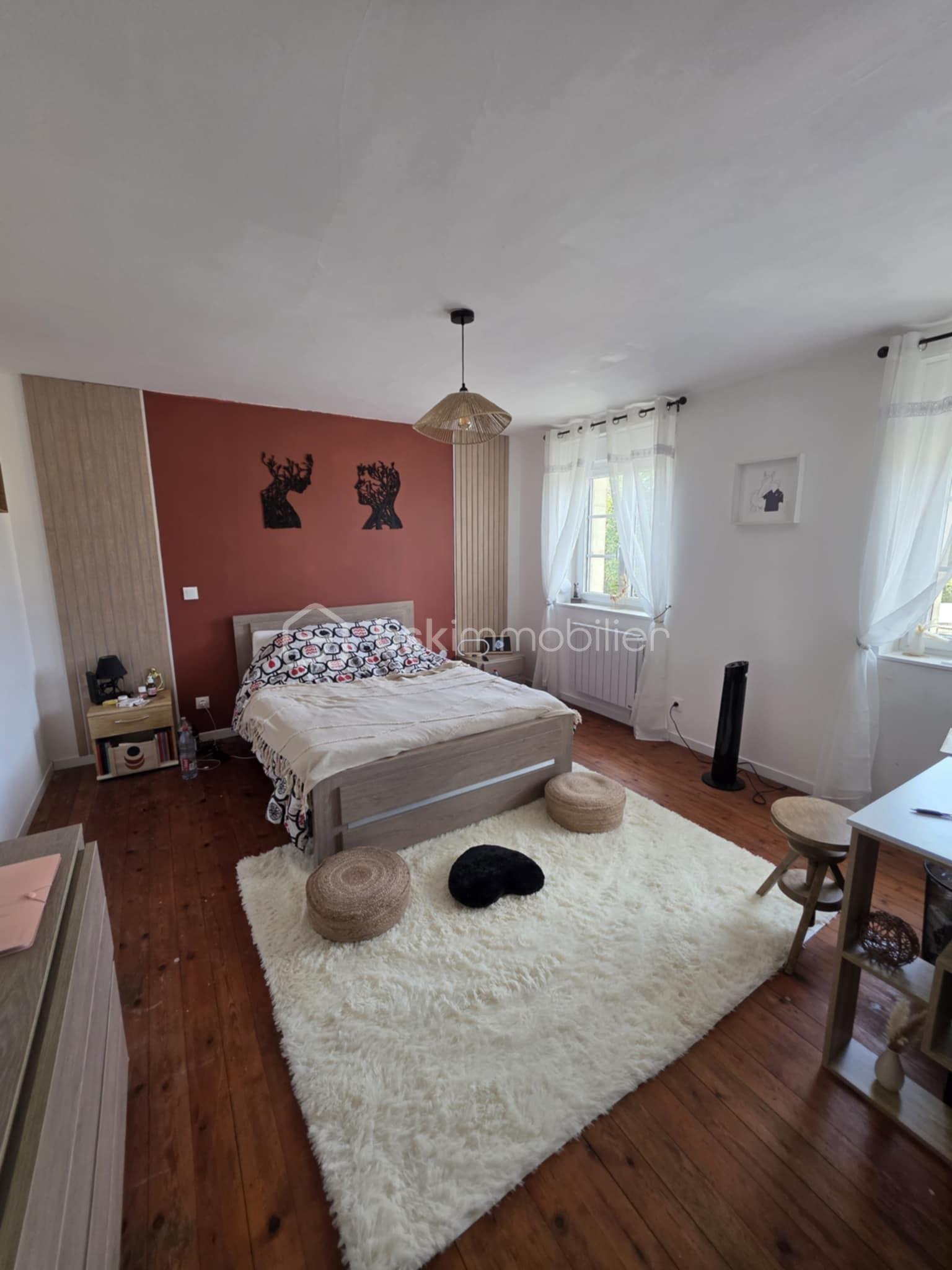 Maison de 120 m² - d74ef91f-3986-4d7a-ab92-a24b8721ffa1.jpg