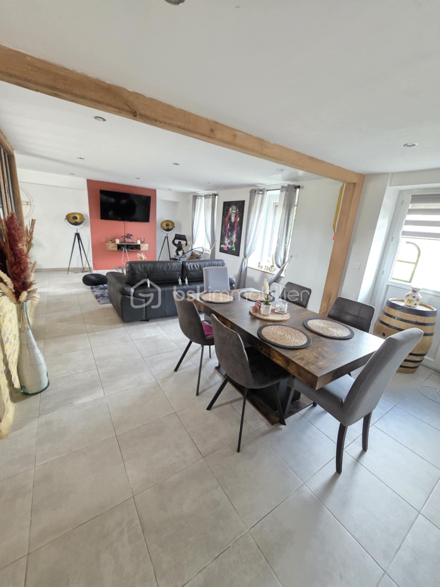 Maison de 120 m² - 8397b40f-5bbd-45f8-8b06-bea3e525b2e9.jpg