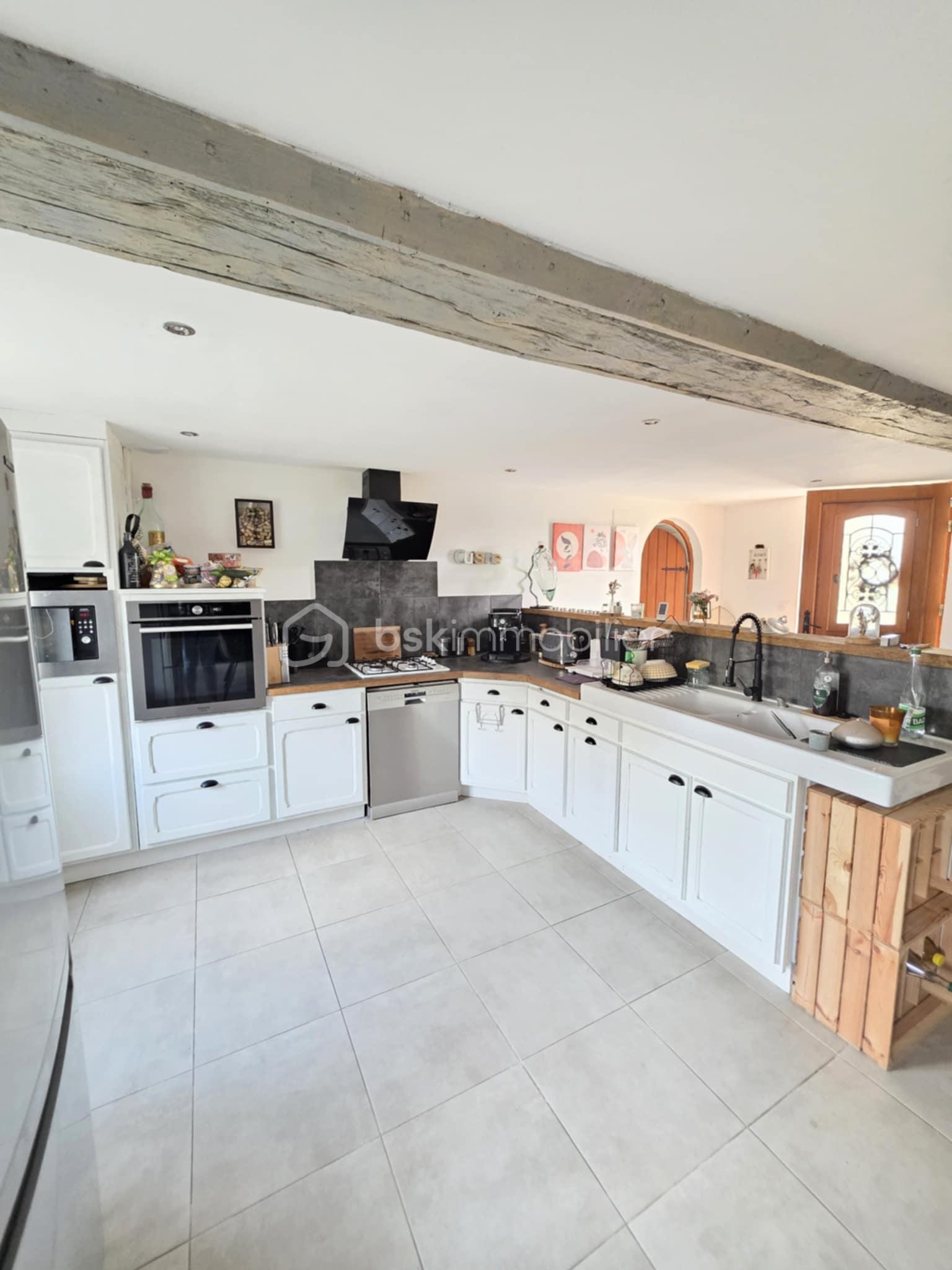 Maison de 120 m² - a419b298-8e8a-497d-a8d8-f2e5005c2d77.jpg