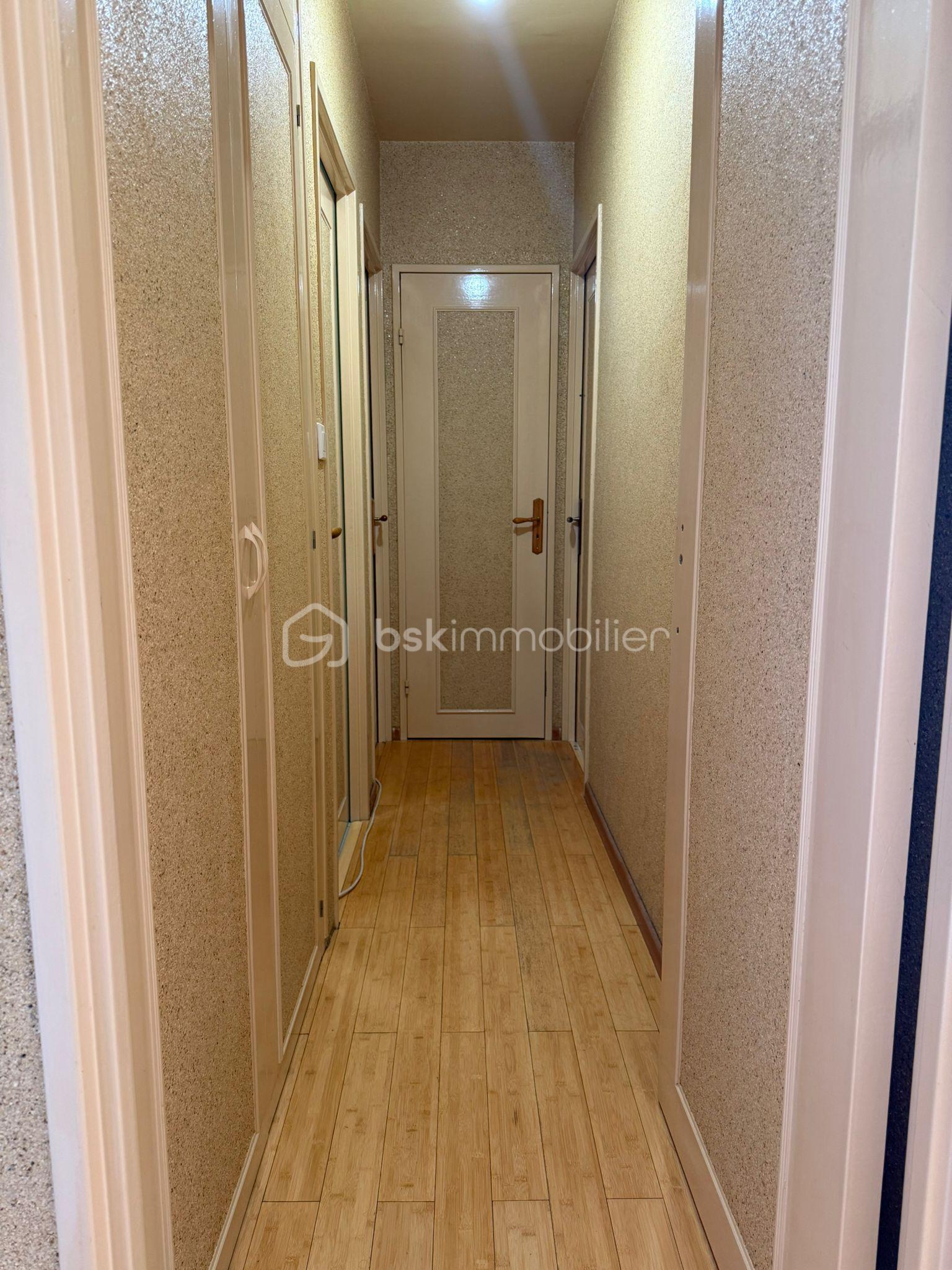 Appartement de 57 m² - COULOIR2.jpeg
