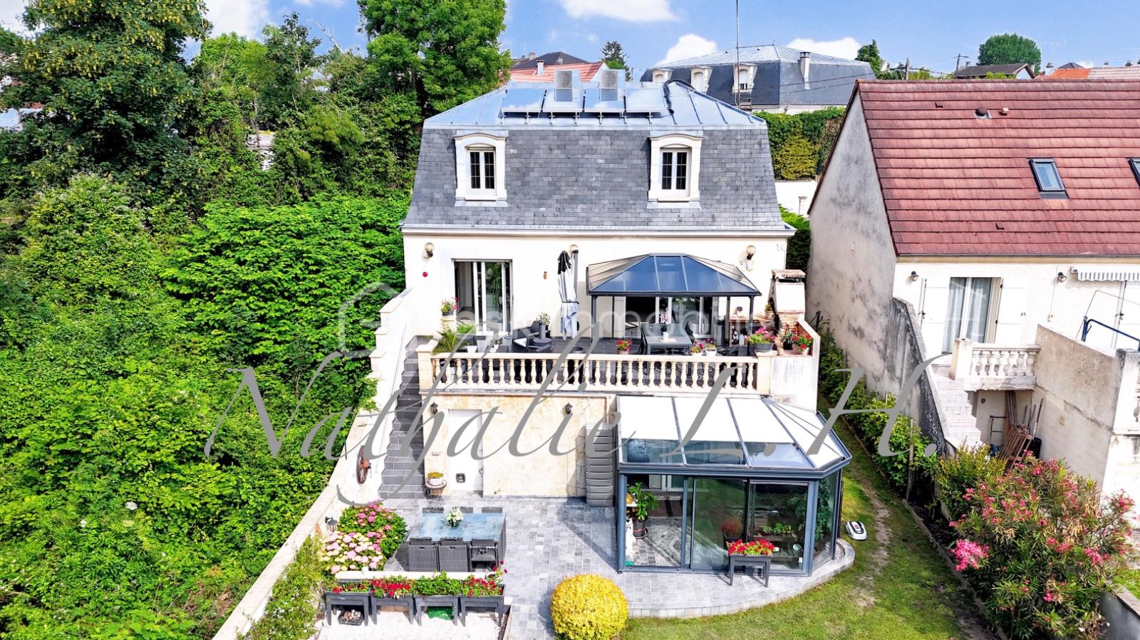 Maison de 240 m² - IMG-20250617-WA0005.jpg