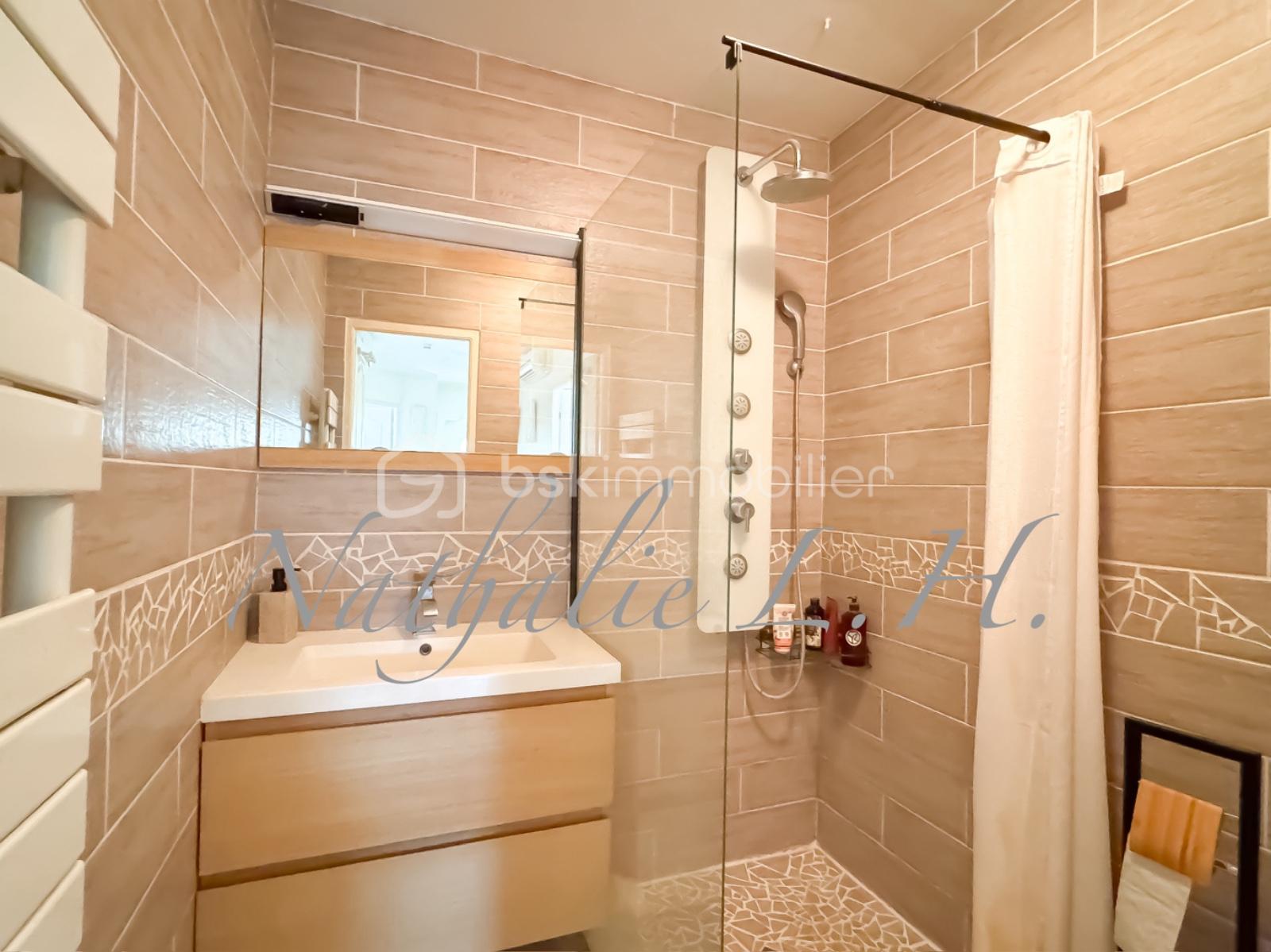 Maison de 240 m² - IMG-20250617-WA0021.jpg