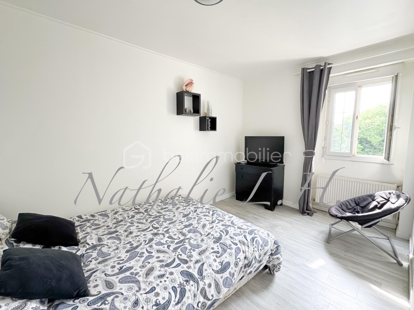 Maison de 240 m² - IMG-20250617-WA0022.jpg