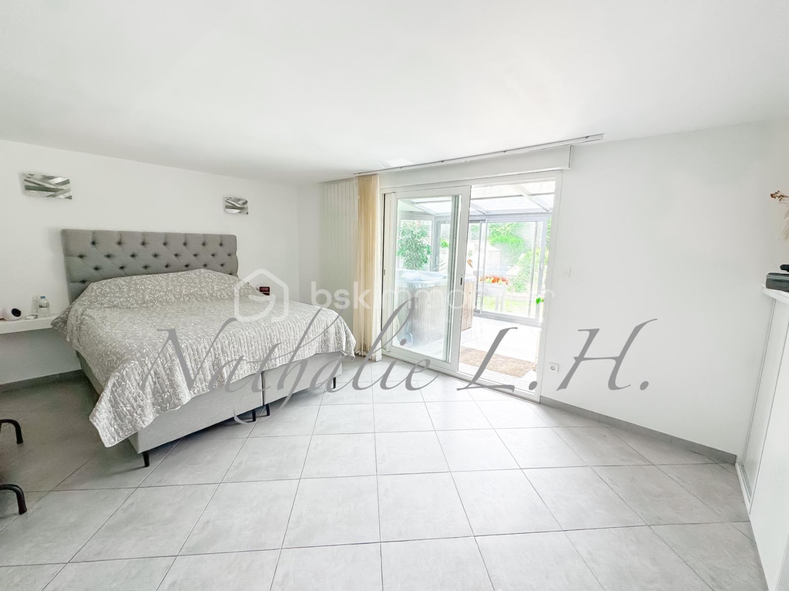 Maison de 240 m² - IMG-20250617-WA0032.jpg