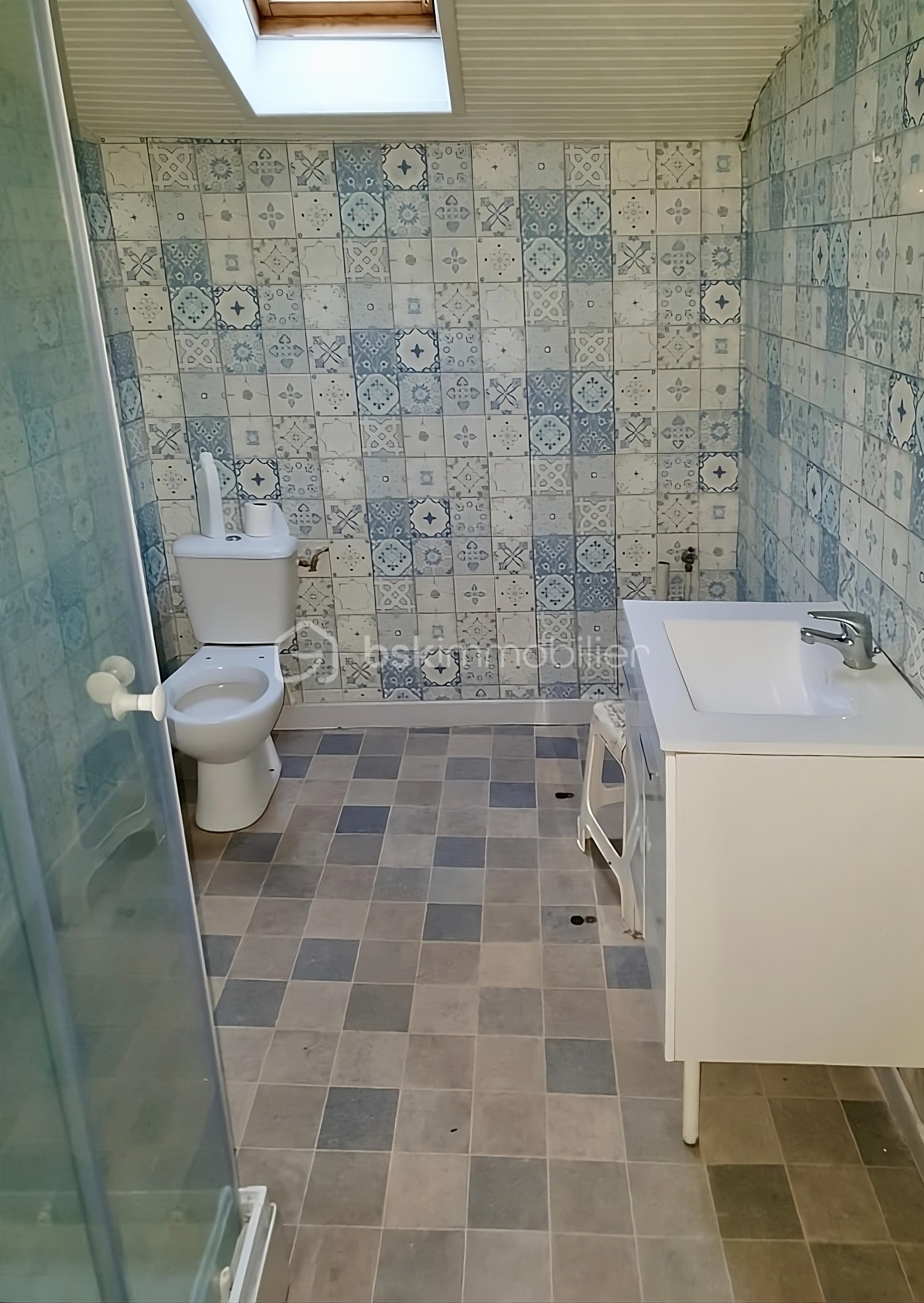 Immeuble mixte de 430 m² - upscalemedia-transformed (3).jpg