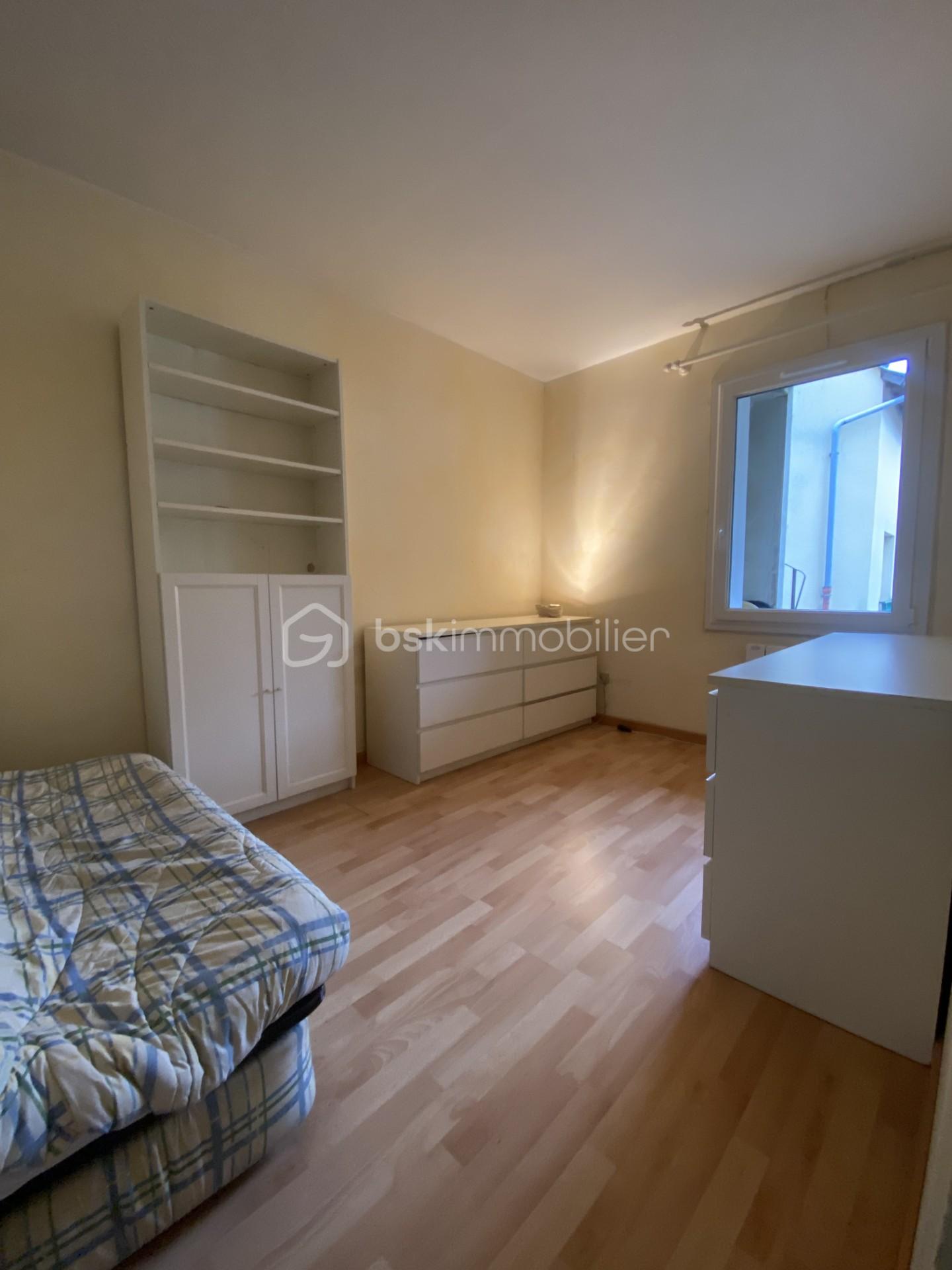 Appartement de 63 m² - thumbnail_IMG_9042.jpg