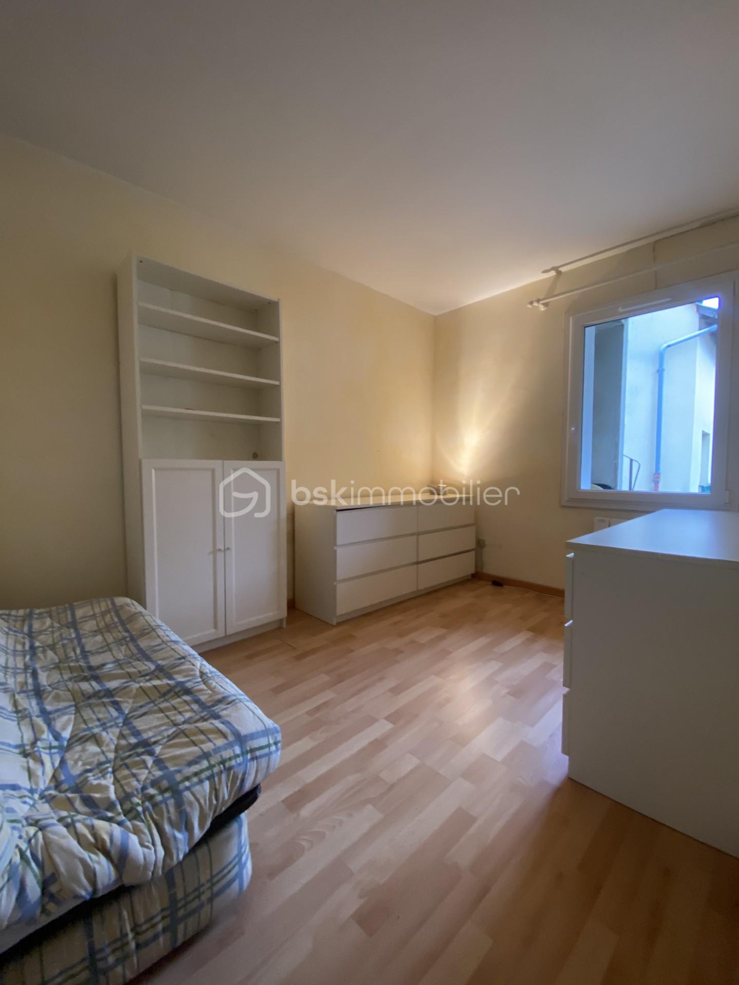 Appartement de 63 m² - thumbnail_IMG_9043.jpg