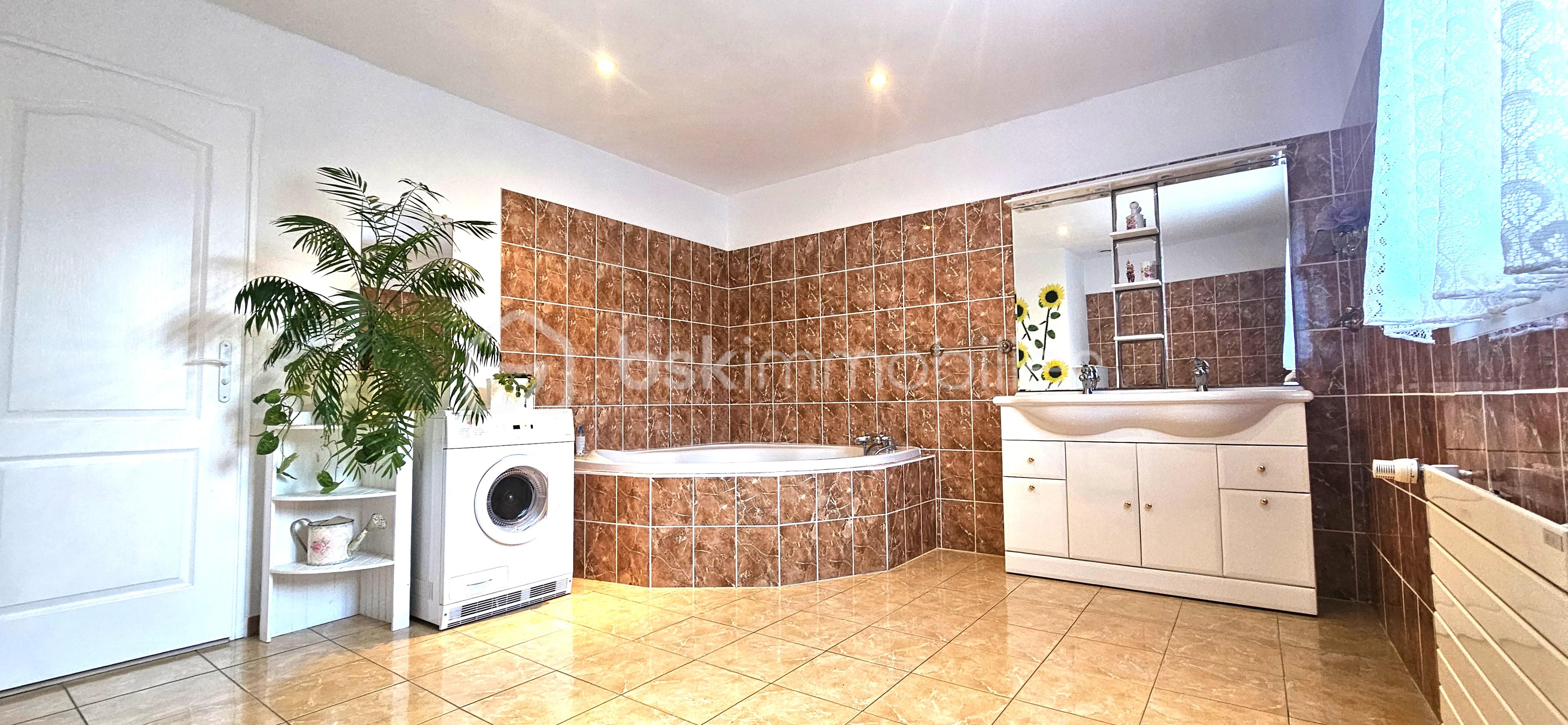 Maison de 115 m² - SDB .jpg